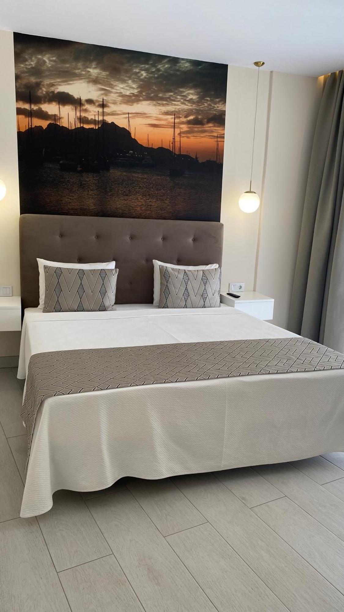 Quarto Duplo Standard