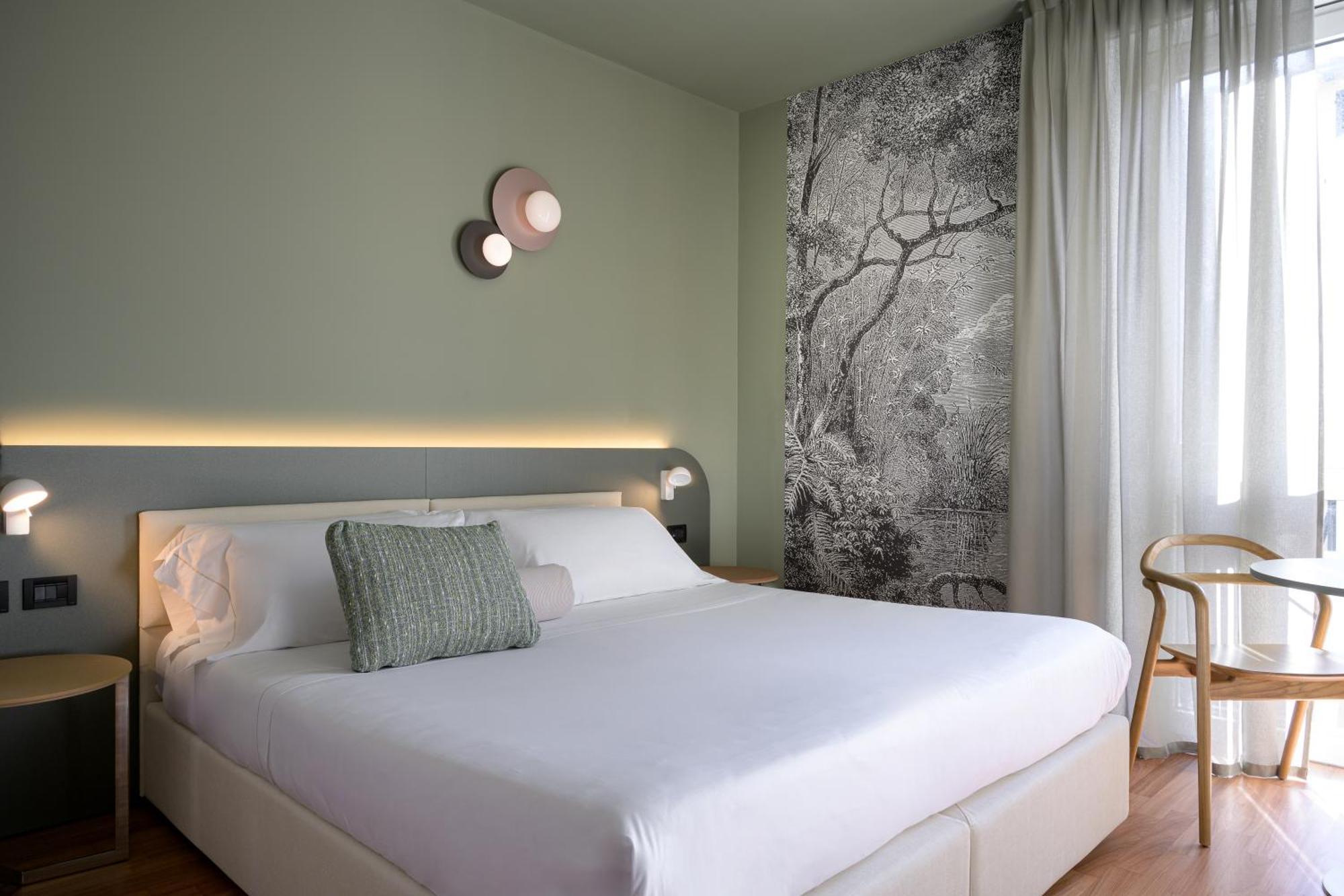 Double Room,1572630479:JPEG