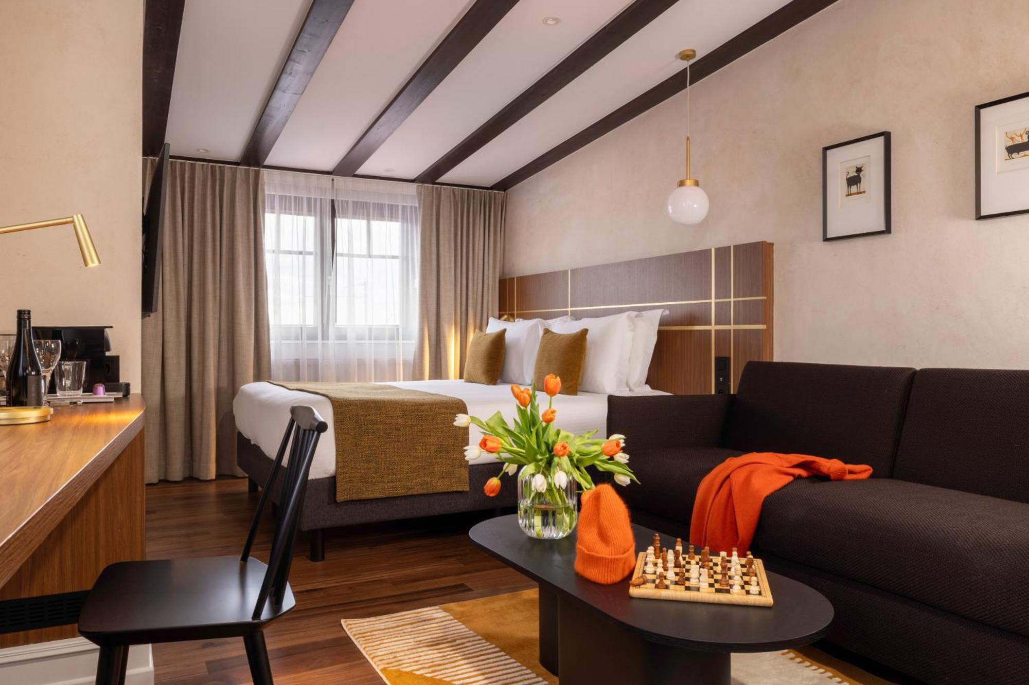 Family Junior Suite,1574681393:JPEG