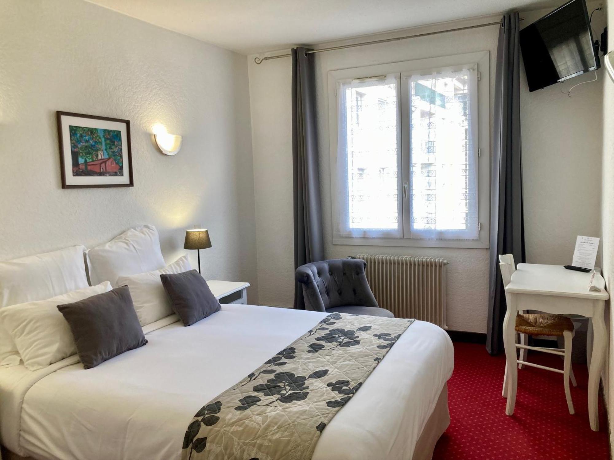 Economy Doppelzimmer mit WC auf dem Flur