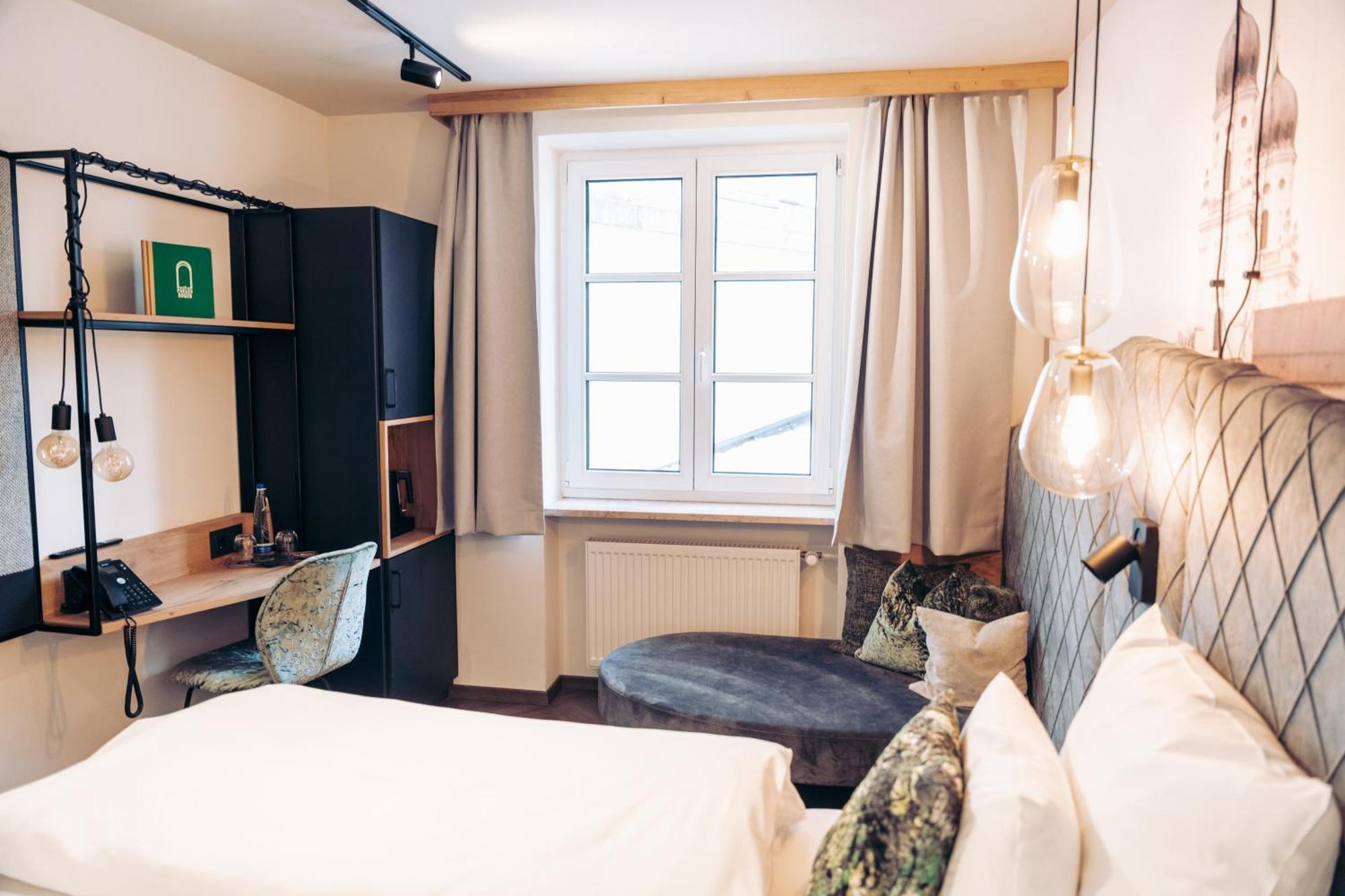 Double Room,1580154905:JPEG