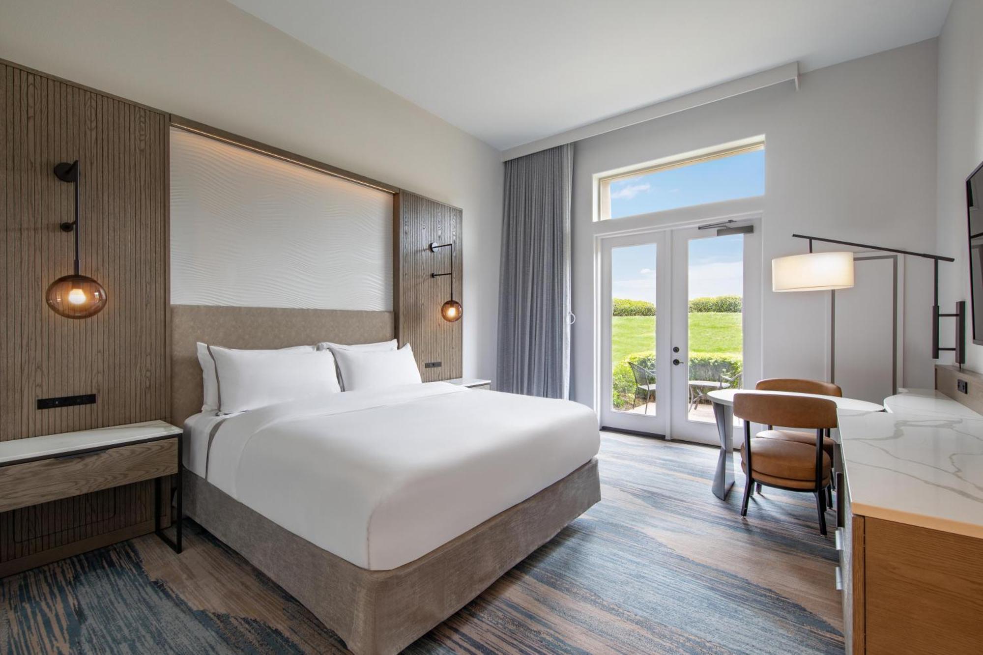 Guest Room, 1 King