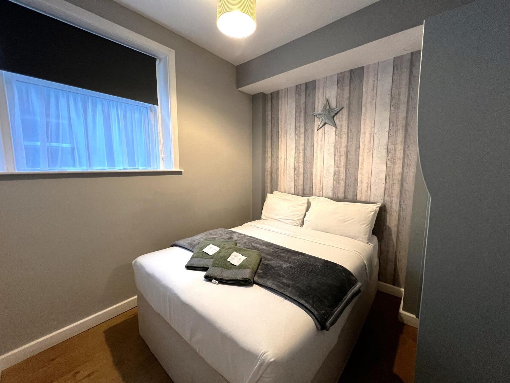 Deluxe Apartment