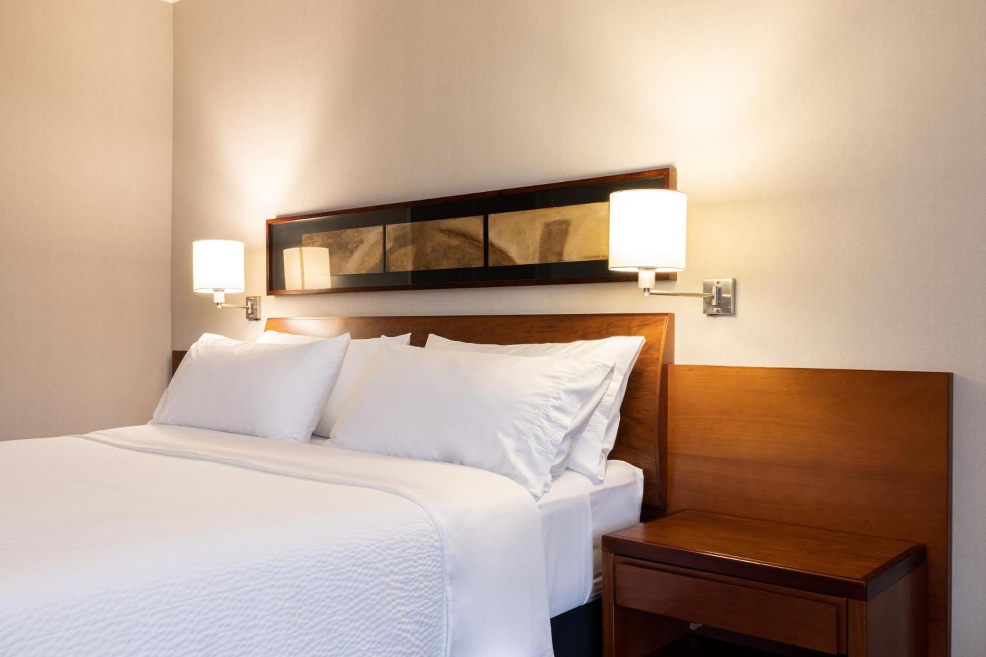 Doppelzimmer mit 2 Doppelbetten - behindertengerecht