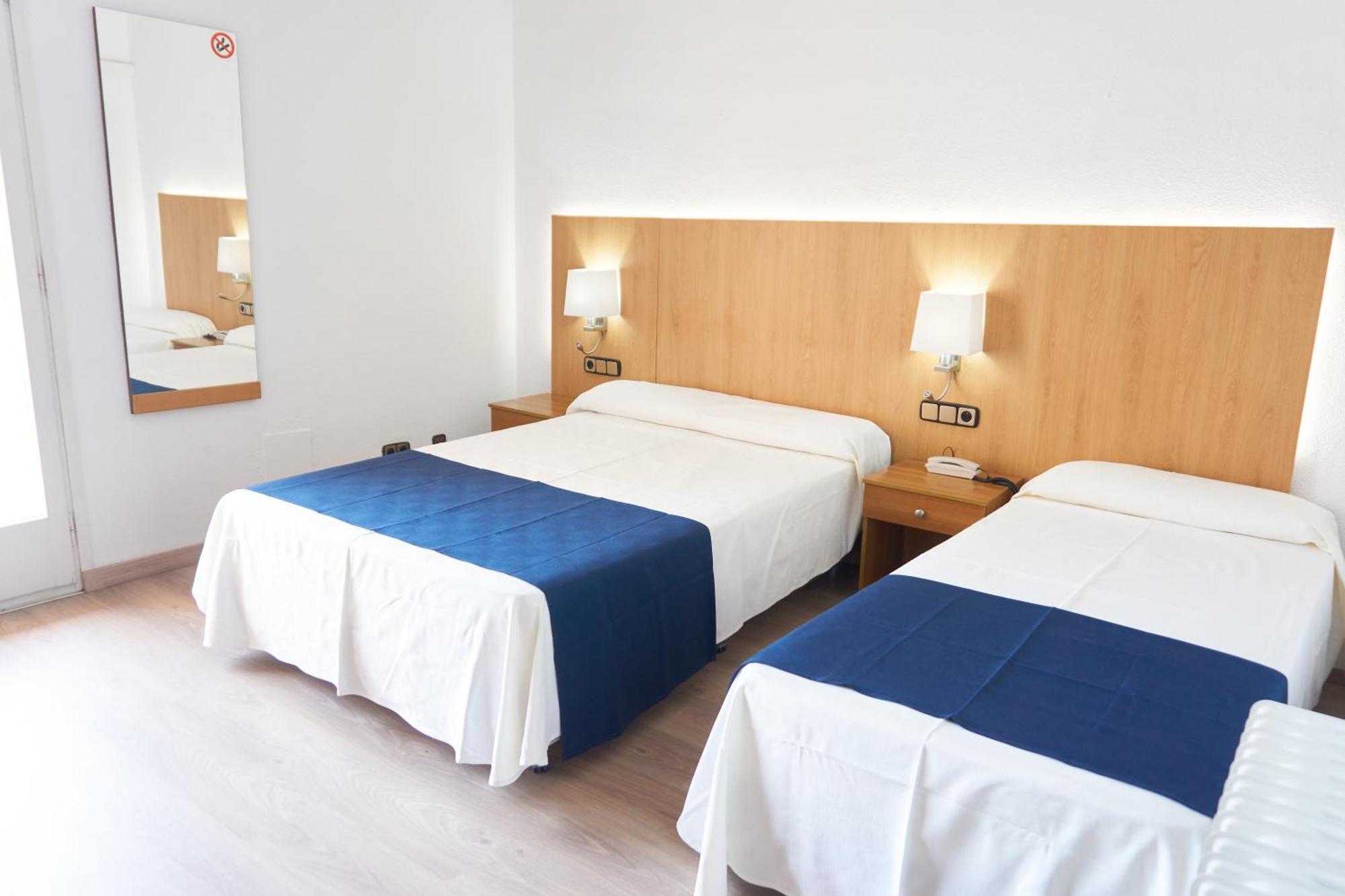 Triple Room (2 Adults + 1 Child),1583062564:JPEG