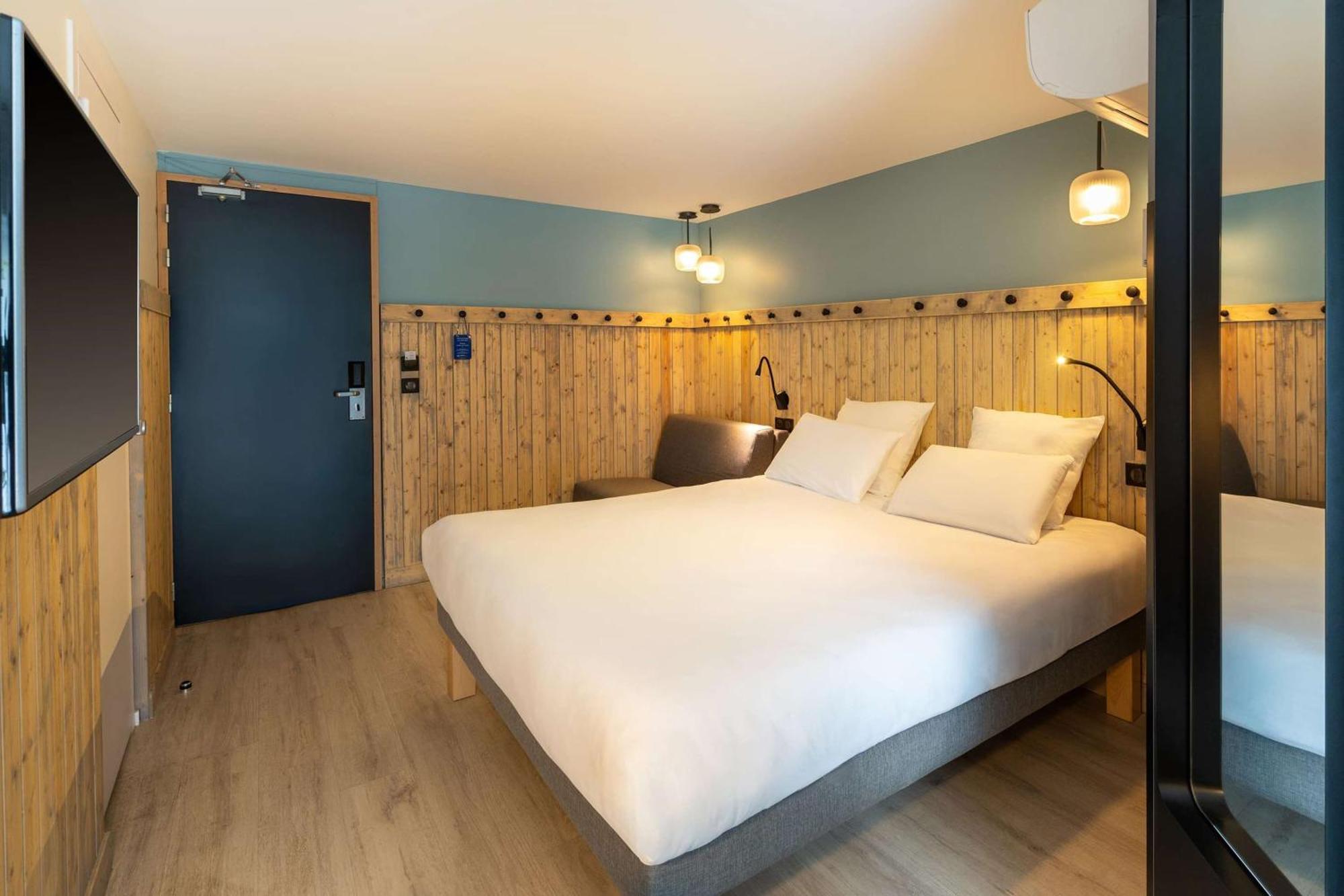Chambre Lit Queen-Size Standard avec Canapé-Lit - Non-Fumeurs