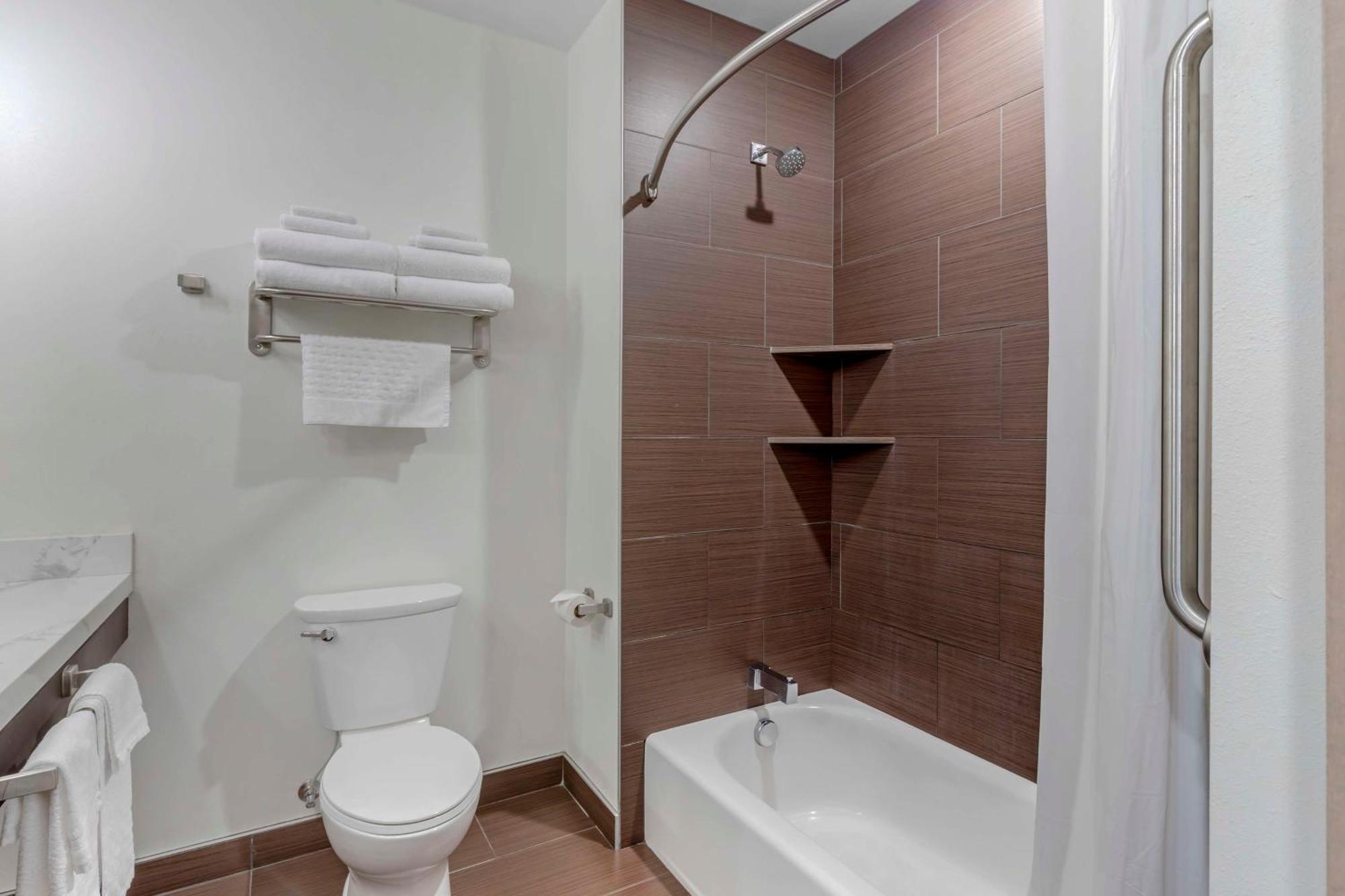Queen Room with Two Queen Beds - Disability Access