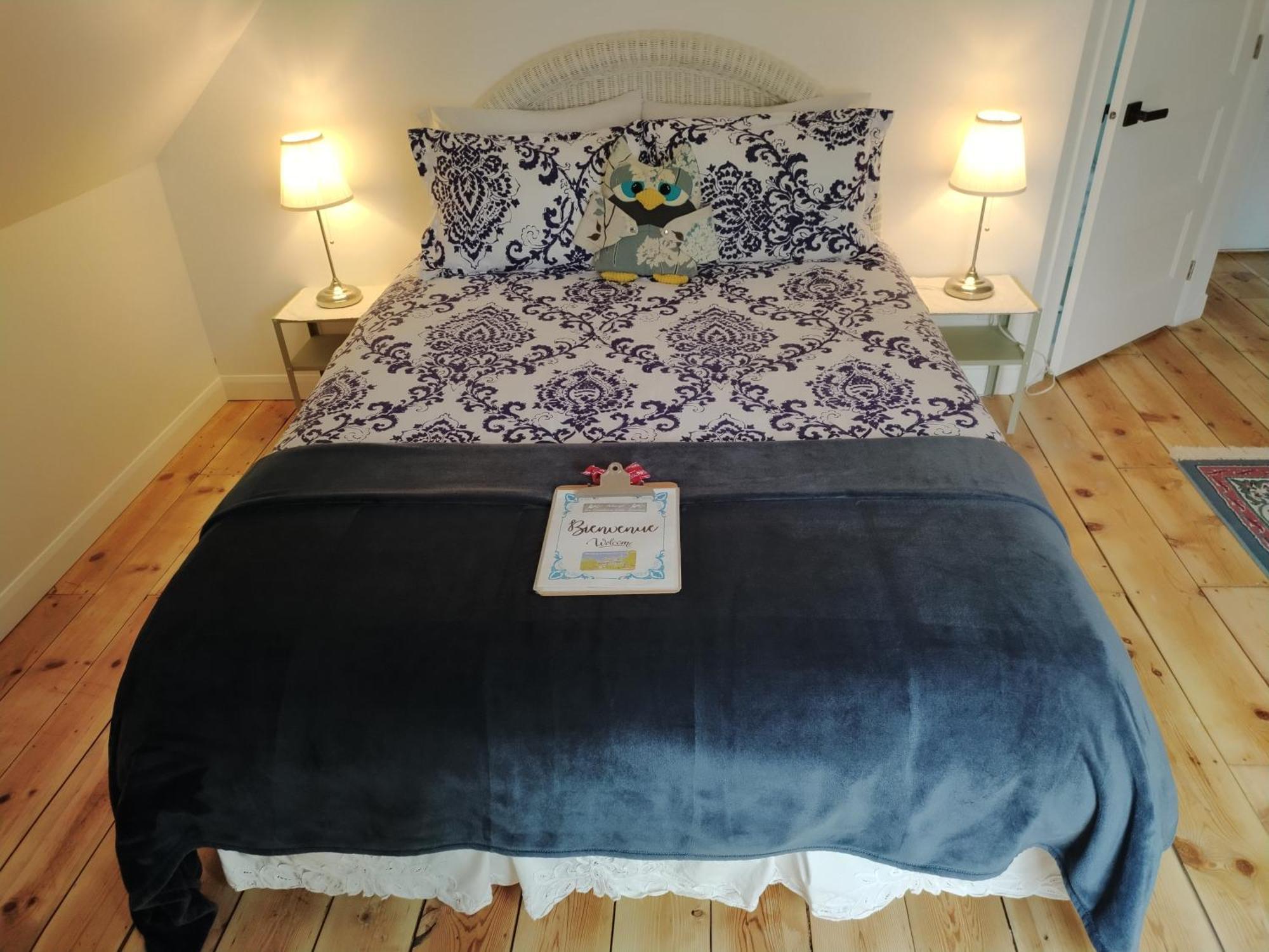 Chambre Lit Queen-Size Supérieure - Vue sur Rivière