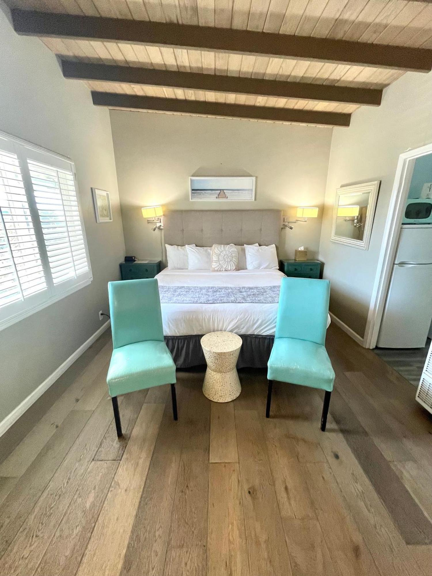 King Room with Kitchenette