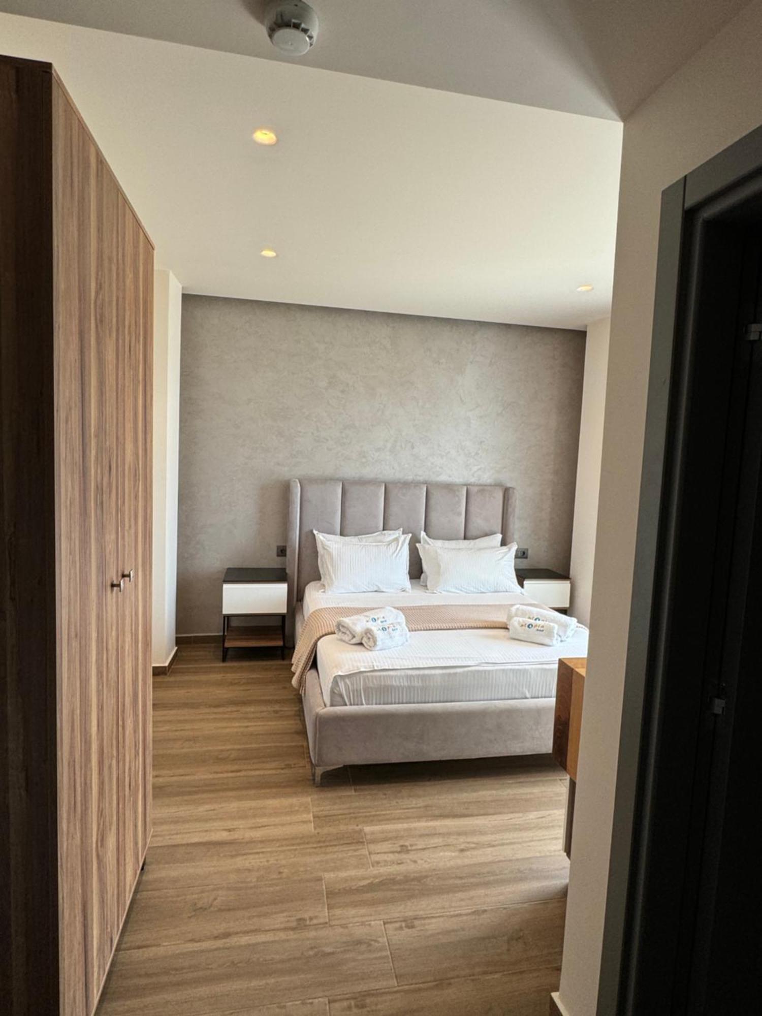 Deluxe Double Room Balcony Sea View,1586900810:JPEG