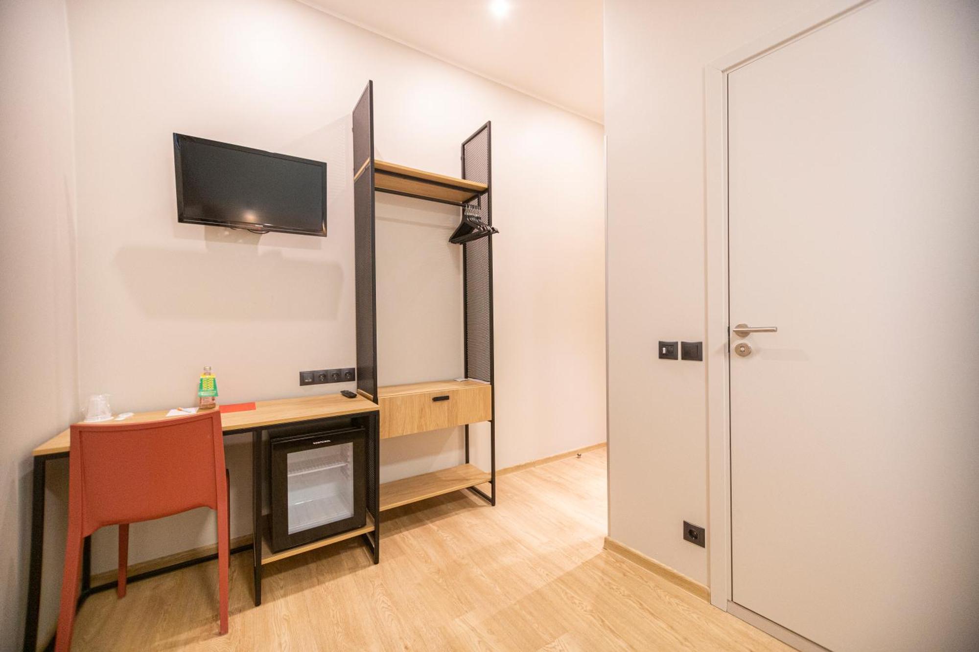 Petite Chambre Double ou Lits Jumeaux