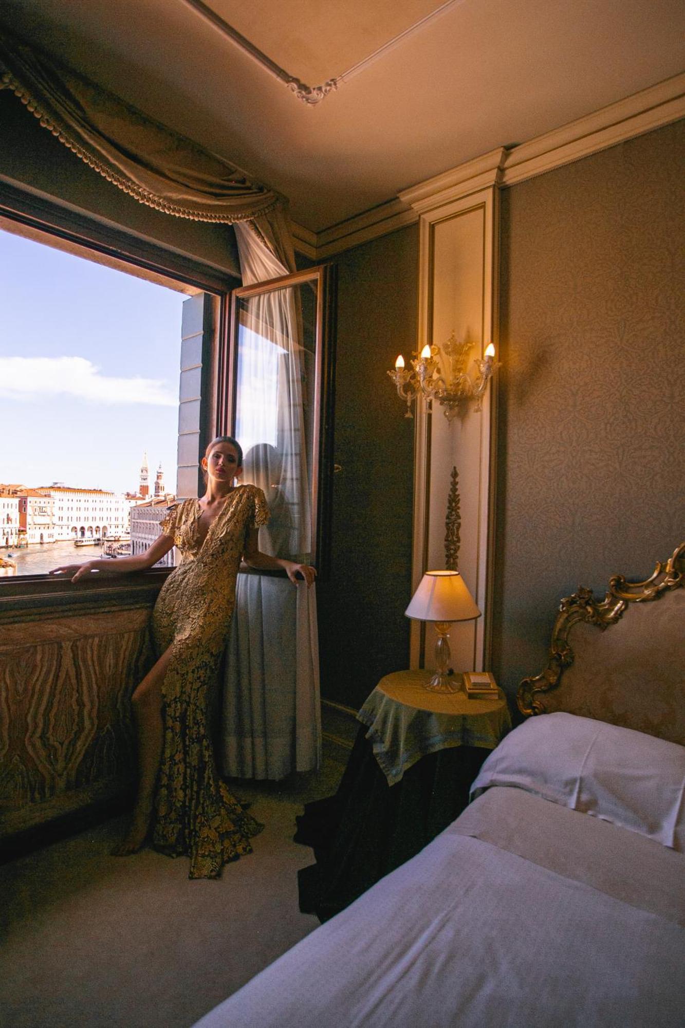 Suite Deluxe - Vue Latérale sur Grand Canal