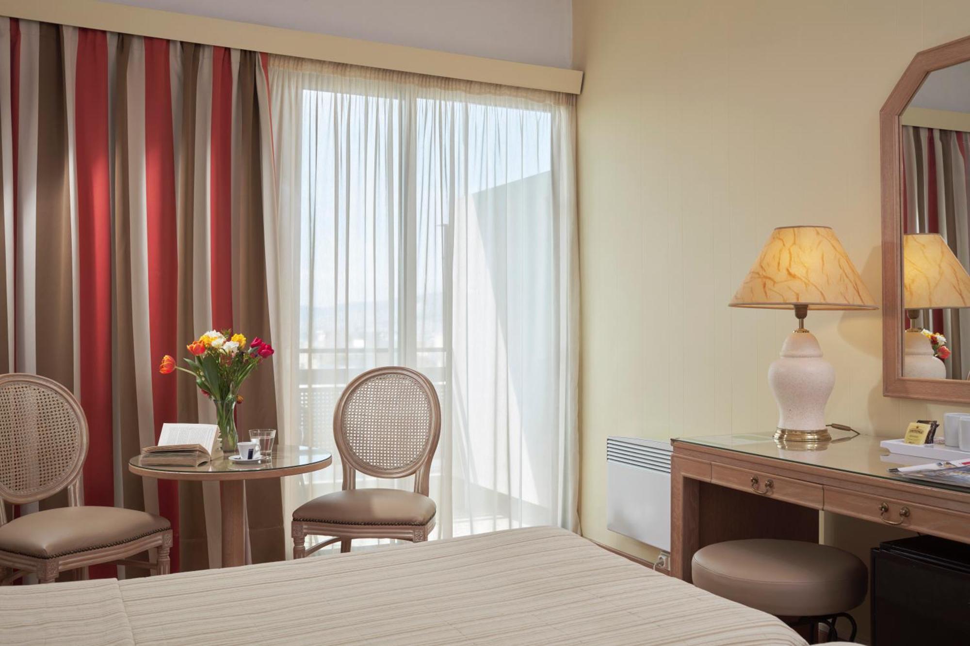 Chambre Confort - Vue sur Acropole