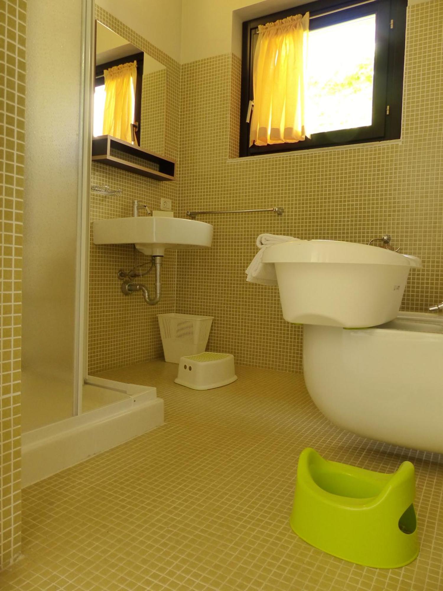 Appartamento Familiare con 2 Camere da Letto - Piano Terra