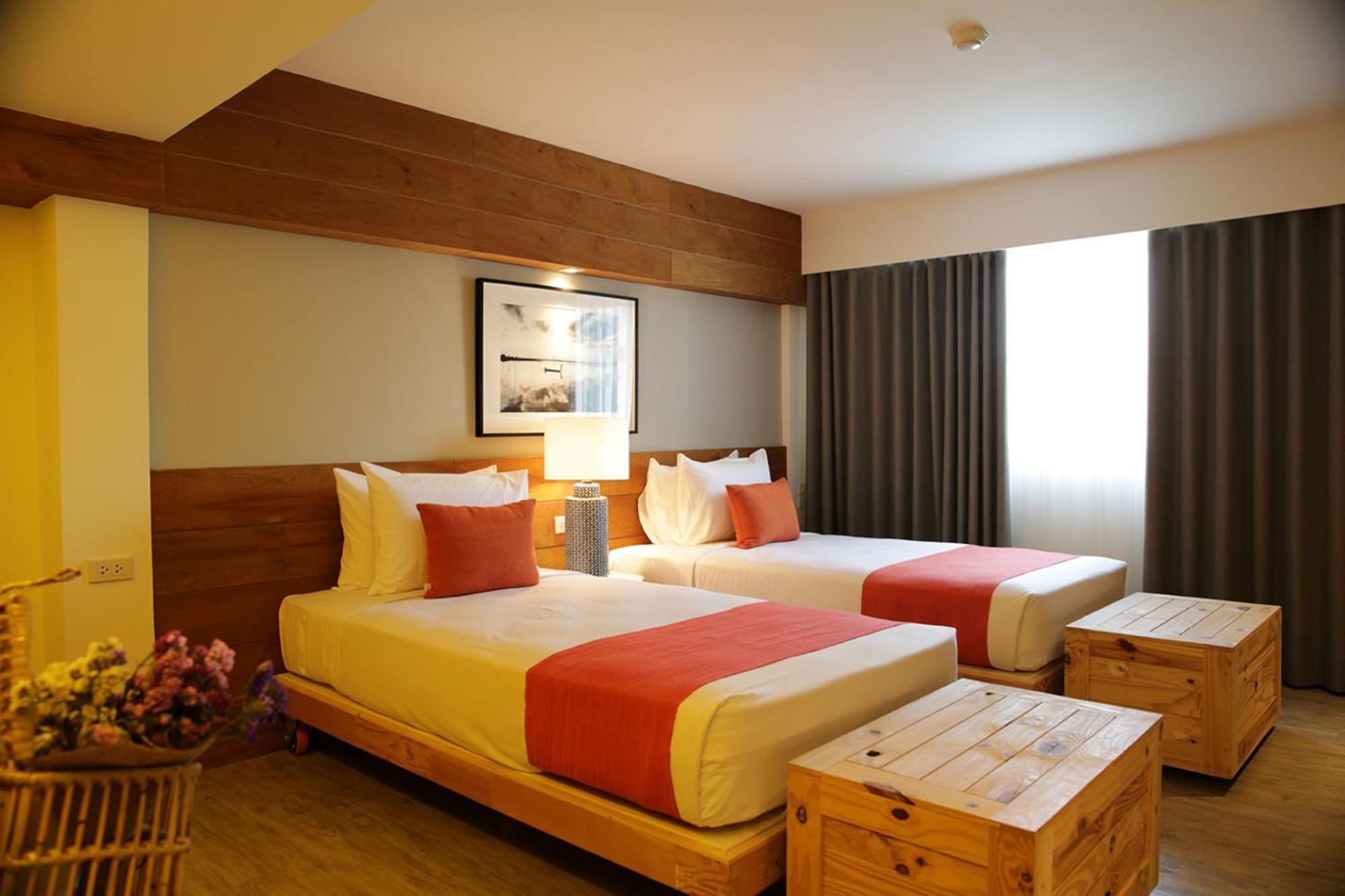 Quarto Deluxe Vintage com Cama de Casal ou 2 de Solteiro