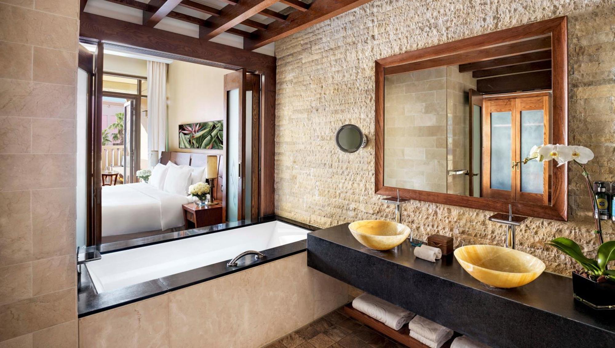 Quarto Luxo com Vista Mar