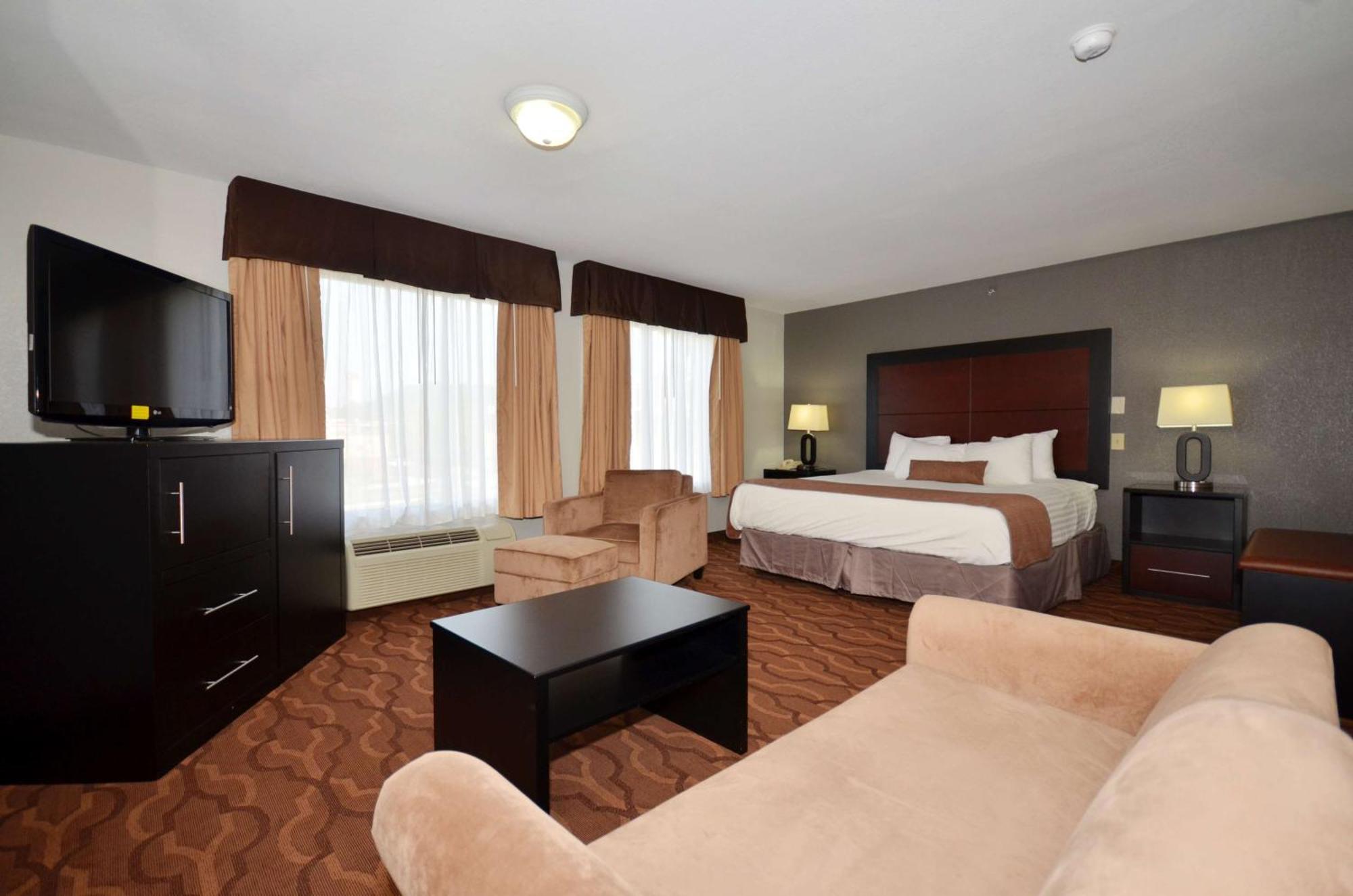 King Suite with Sofa Bed - Non-Smoking