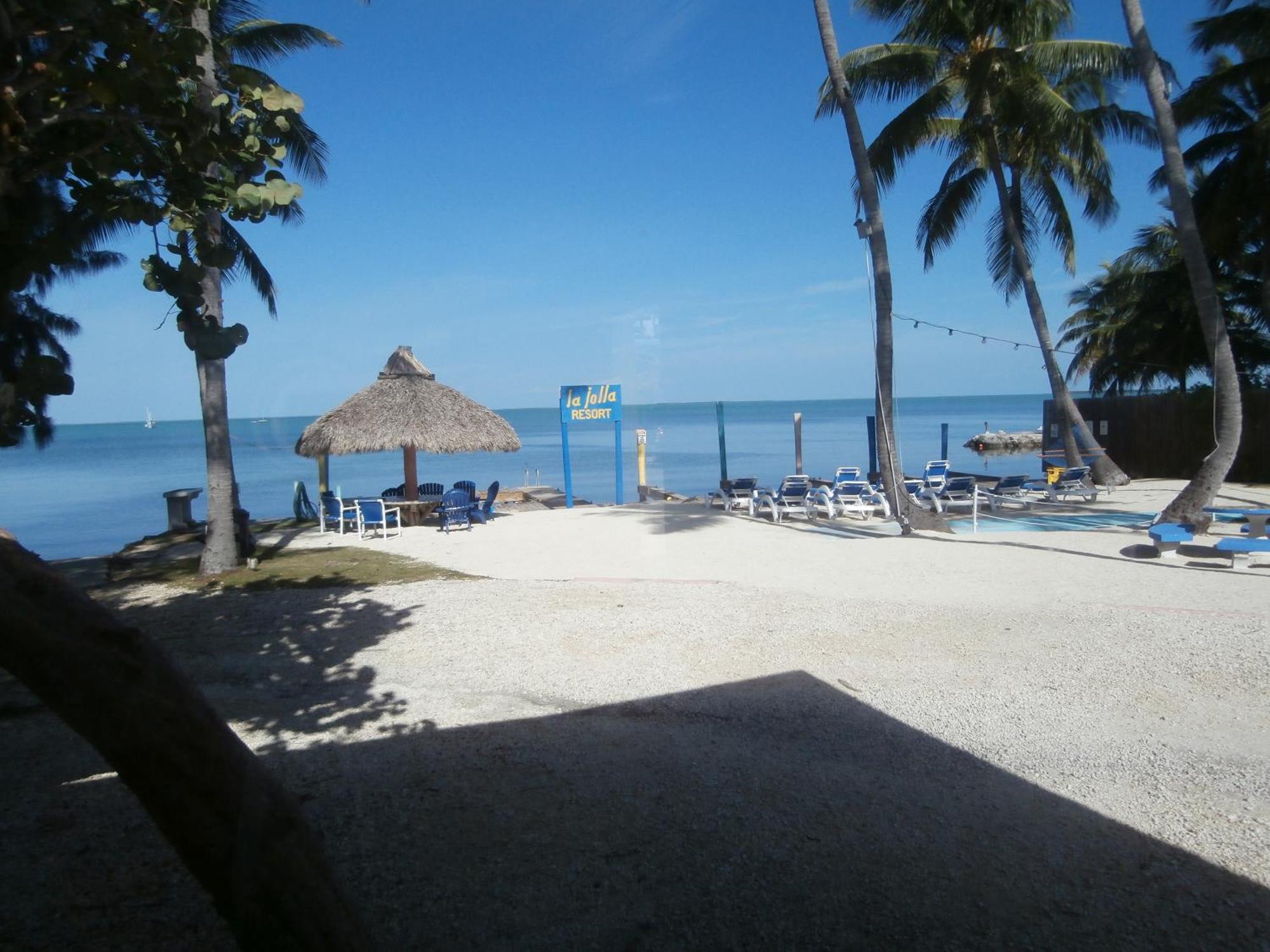 Bungalow - Beach Front