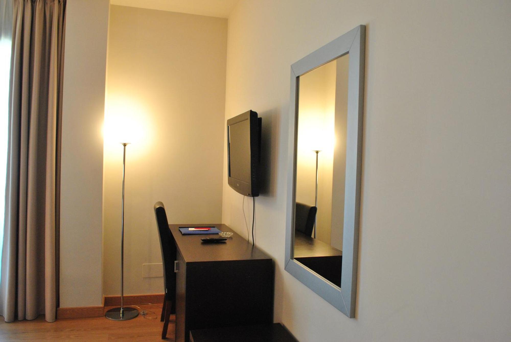 Habitación Cuádruple adaptada para personas con discapacidad