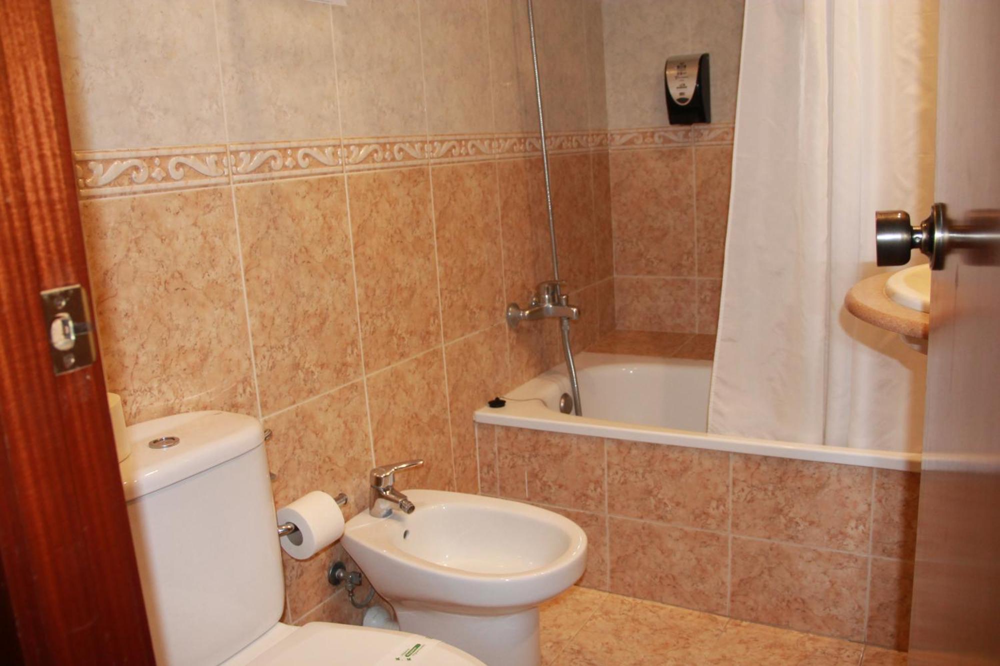 Premium Double with air conditioning,1589016722:JPEG