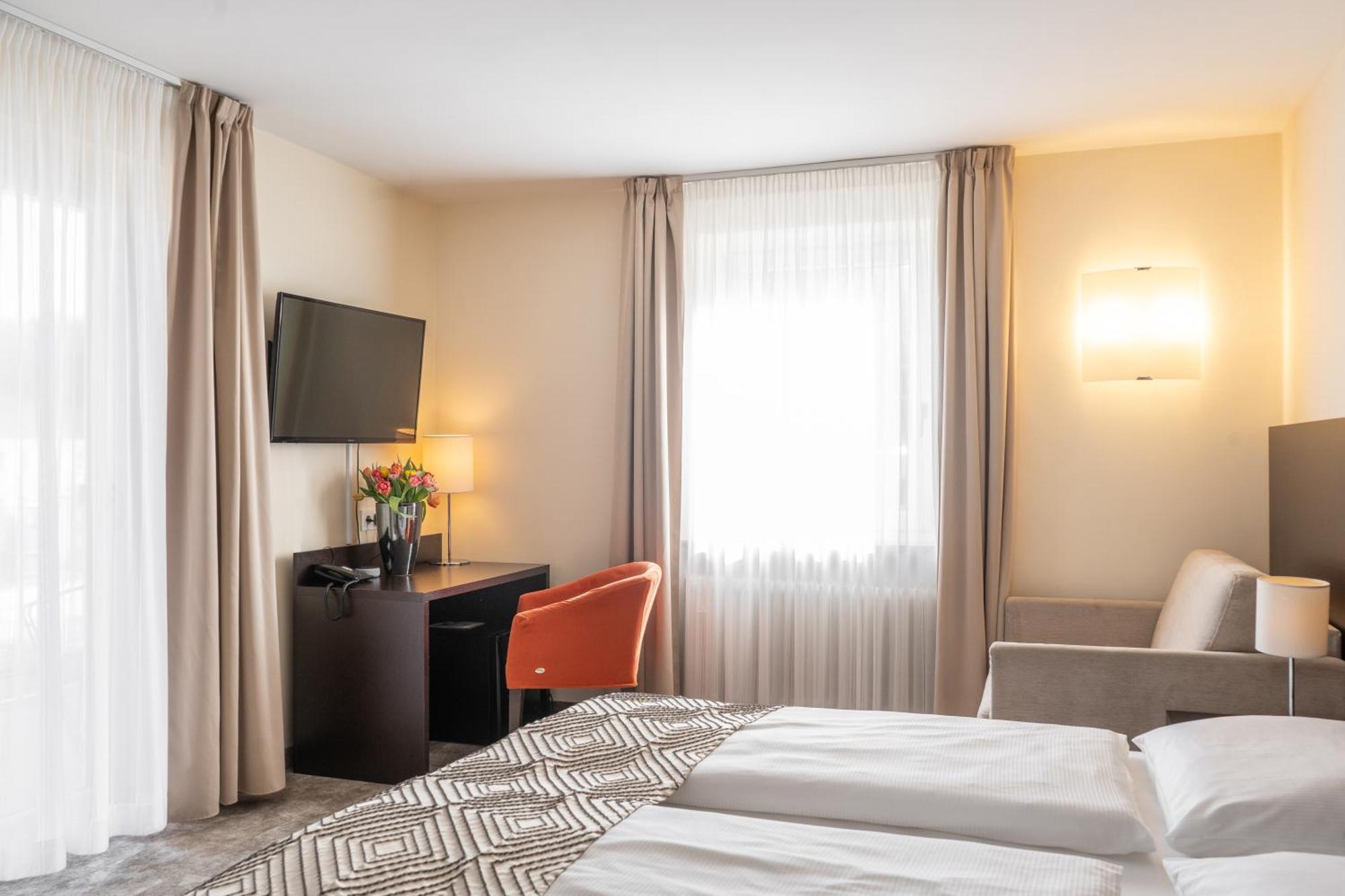 Premium Double Room Balcony,1198654459:JPEG