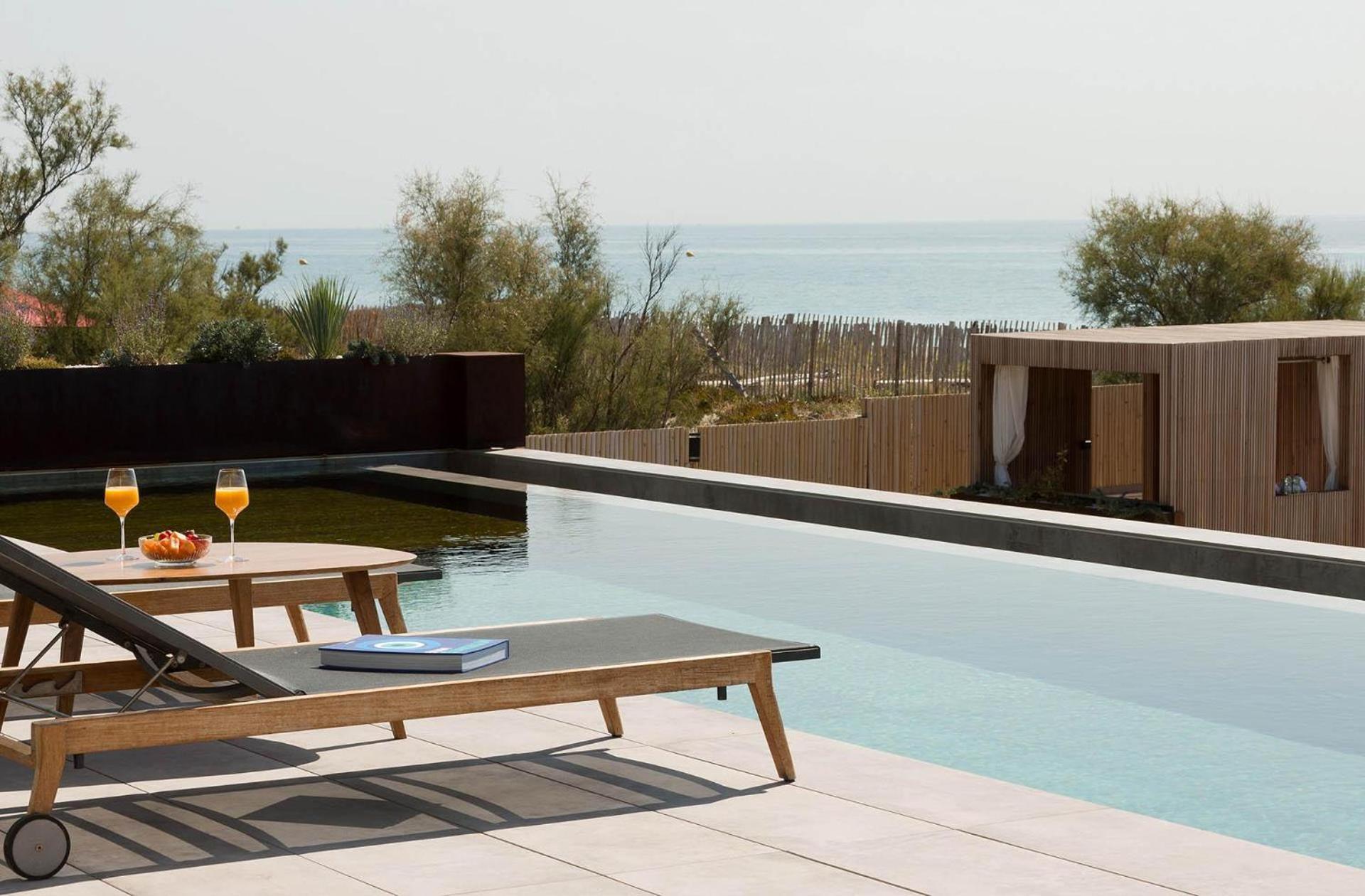 Chambre Lit Queen-Size - Vue sur Mer