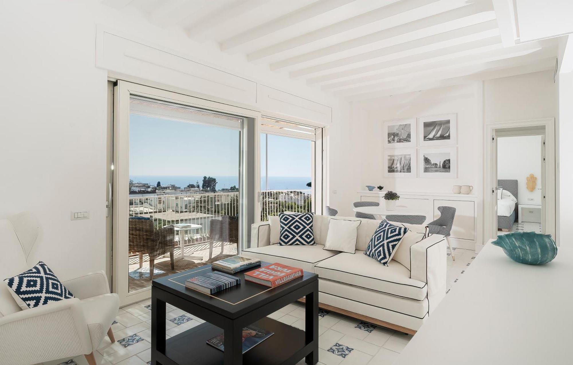 Dependance Suite with Sea View