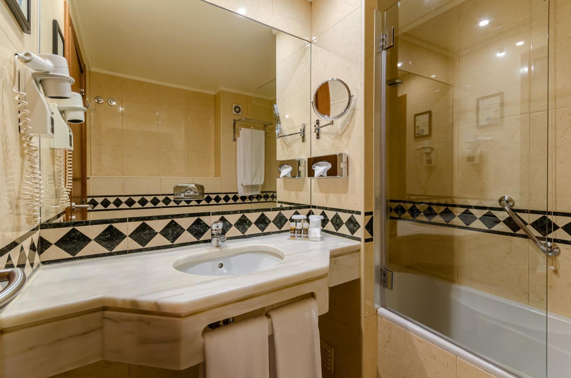 Quarto Twin