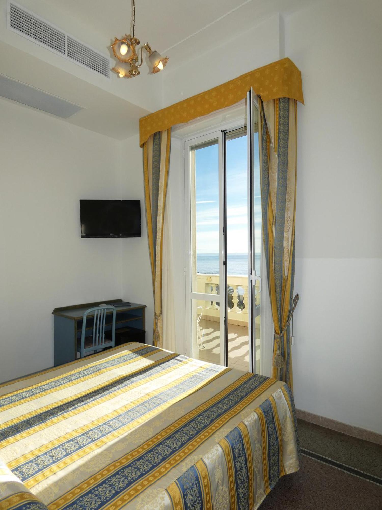Double or Twin Room,1524823318:JPEG