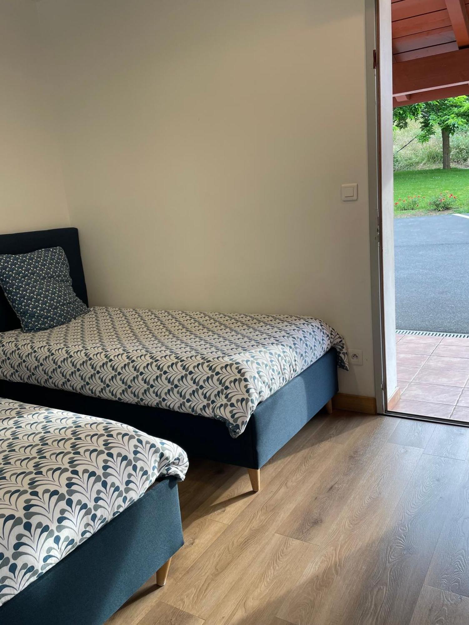Chambre Lits Jumeaux avec Salle de Bains Privative