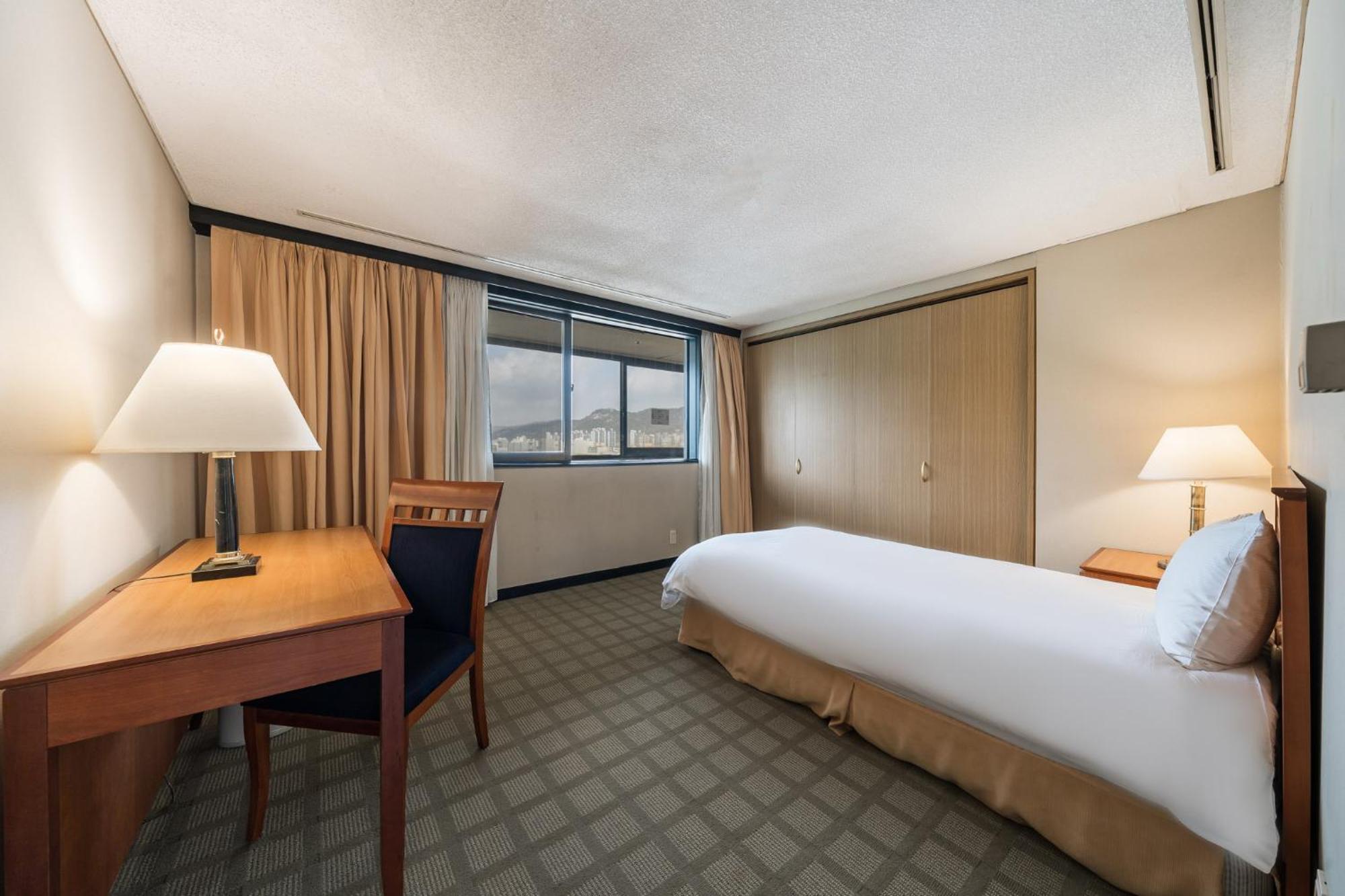 Grand Suite - Two-Bedroom Apartment