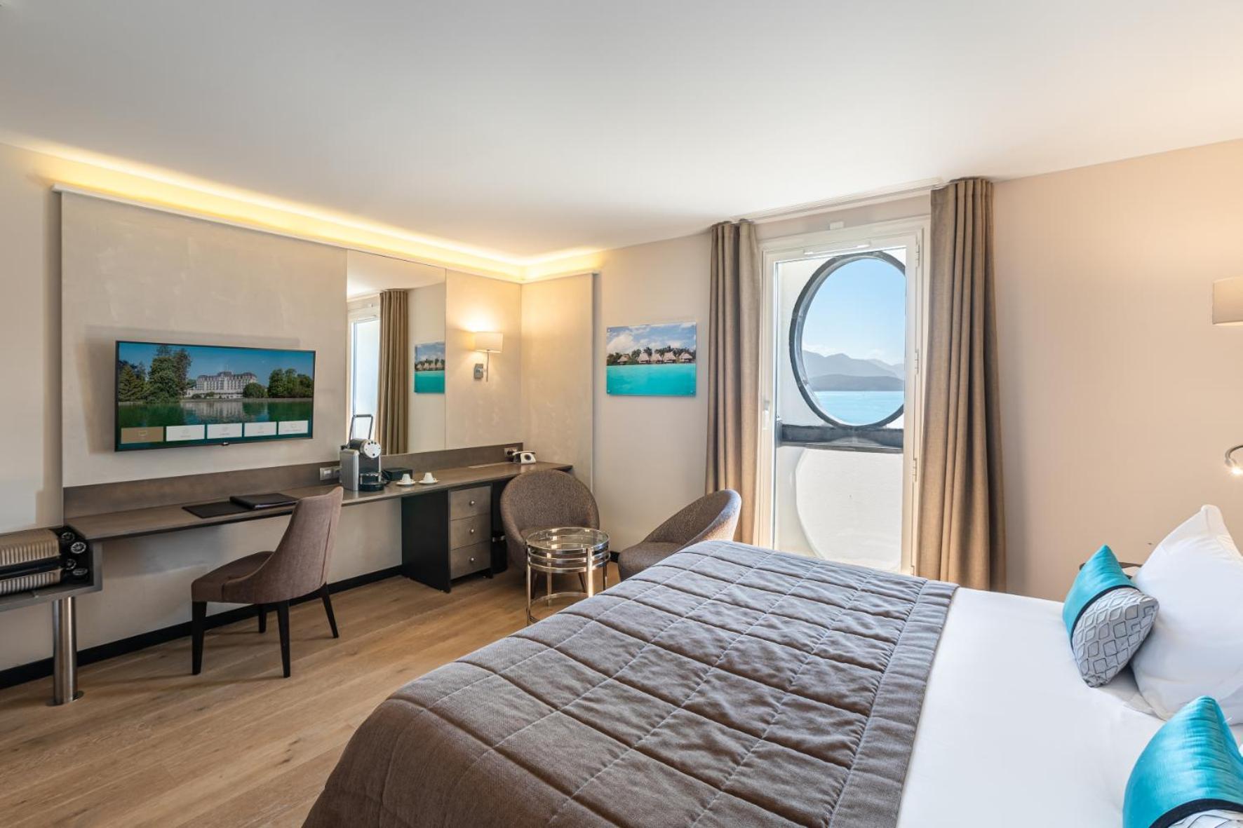 Prestige Lake Room Spa Access Reservation Needed,1716983137:JPEG