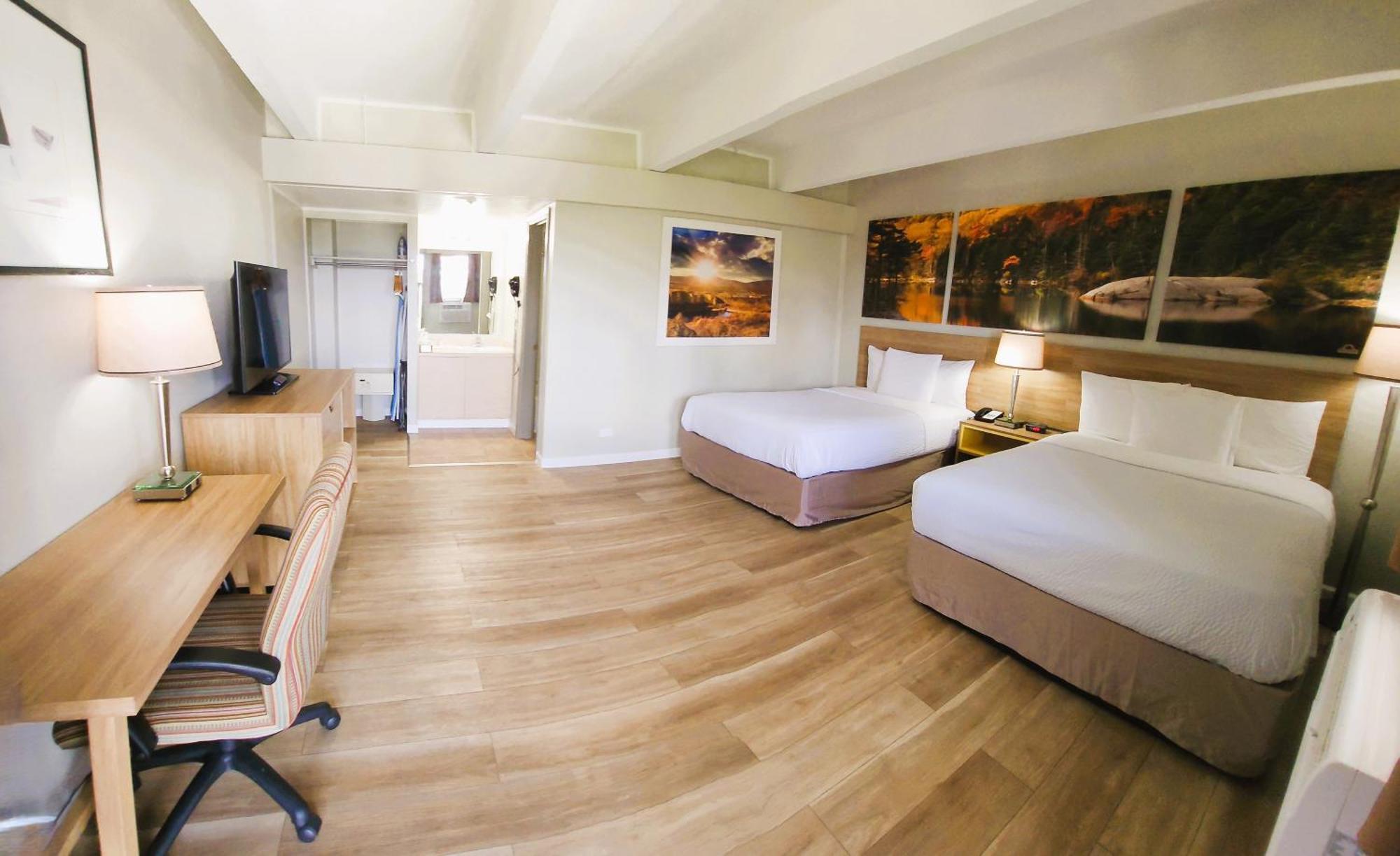 Chambre Double avec 2 Lits Doubles - Non-Fumeurs