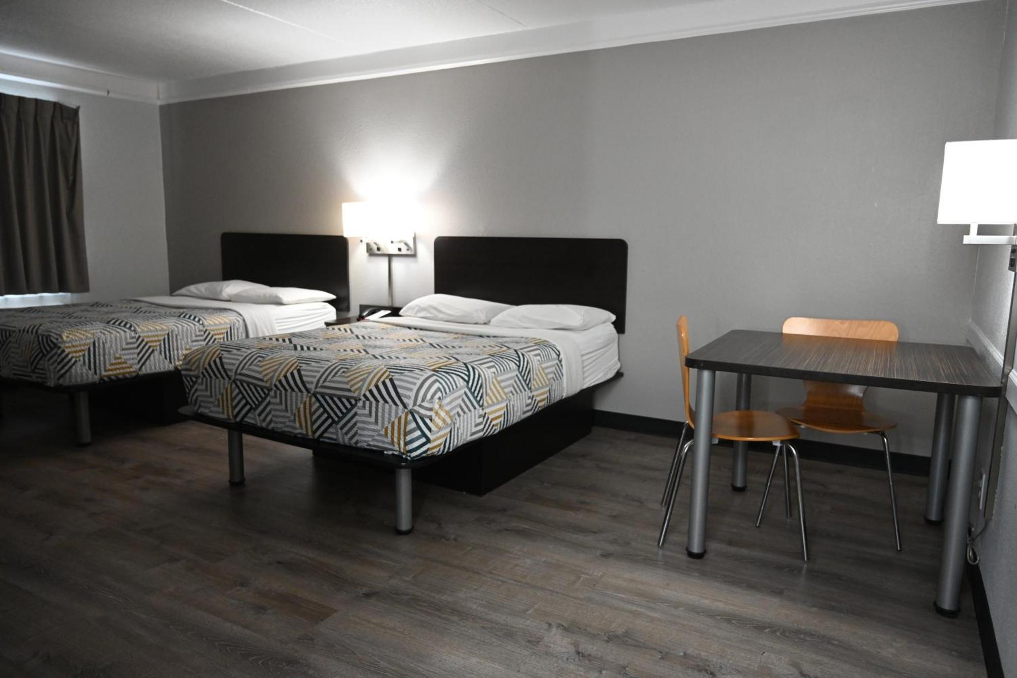 Deluxe Quadruple Room,1596066207:JPEG