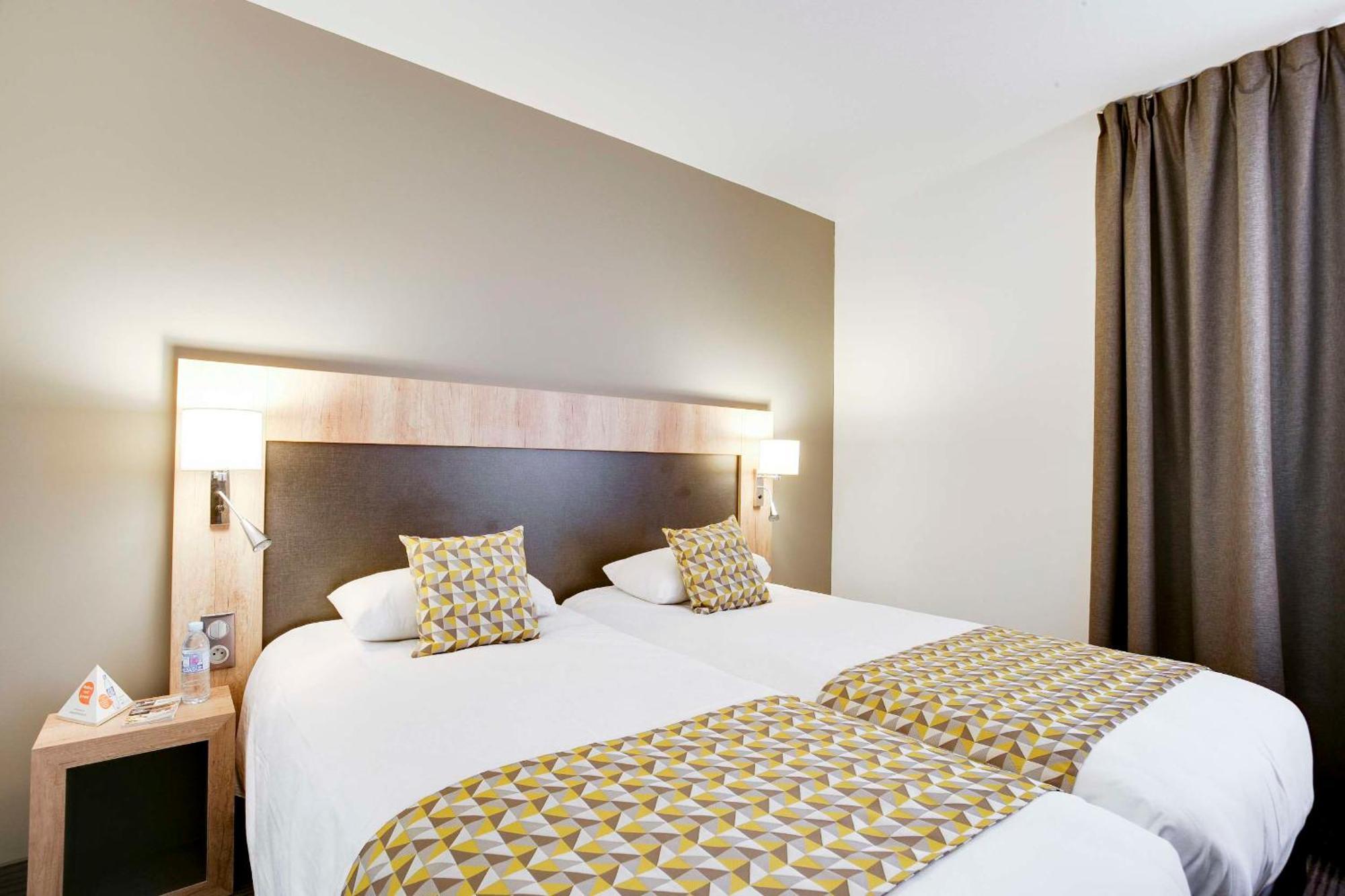 Twin Room,1613701340:JPEG