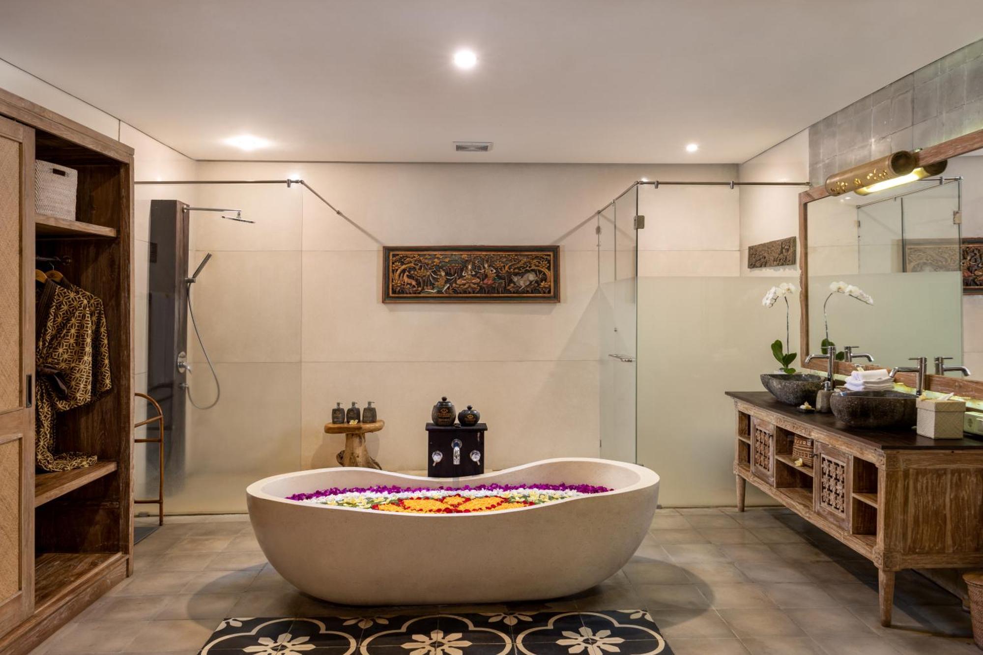Pramana Suite with Free Benefit