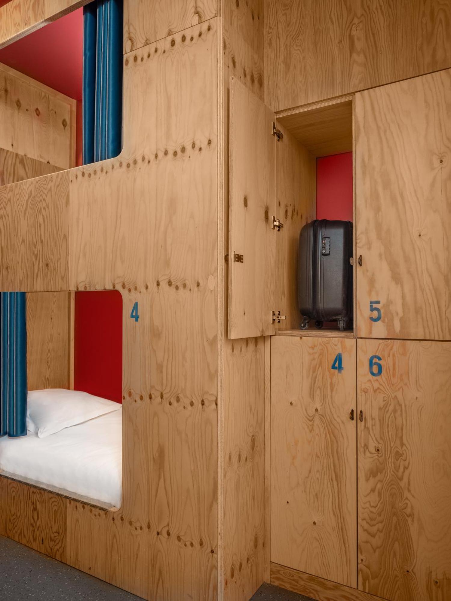 Eklo bed in dormitory for men only