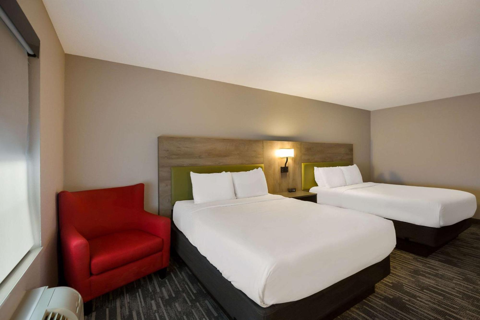 Queen Room with Two Queen Beds - Disability Access/Non-Smoking