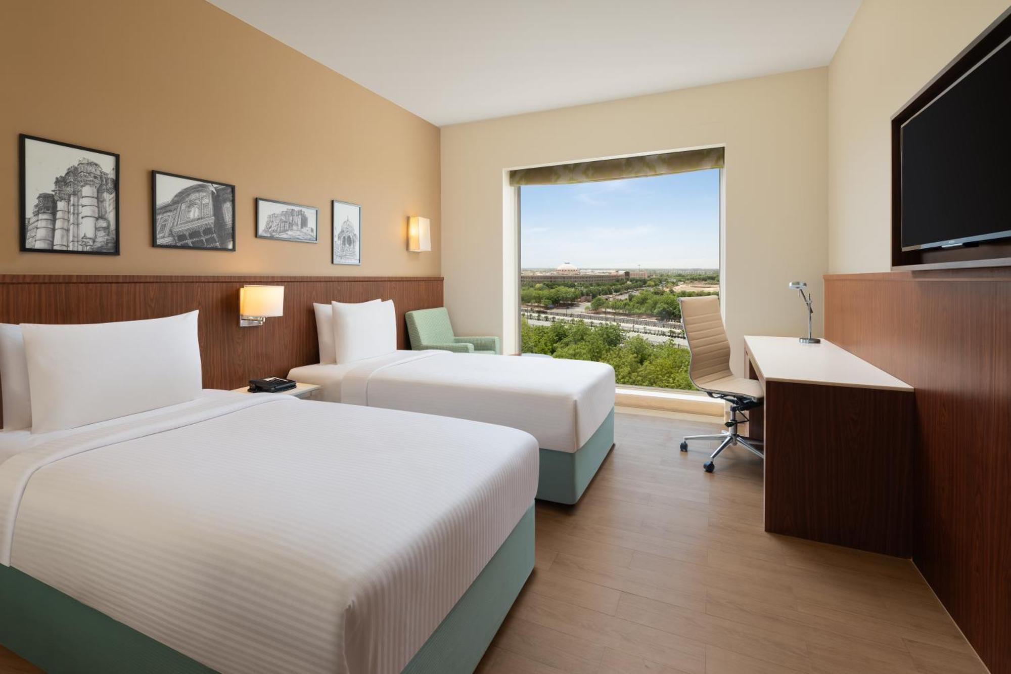 King Room:  (15% Discount on food & soft beverage at Kava Restaurant, Happy Hours (Buy 1 Get 1) on IMFL beverages at the BAR)