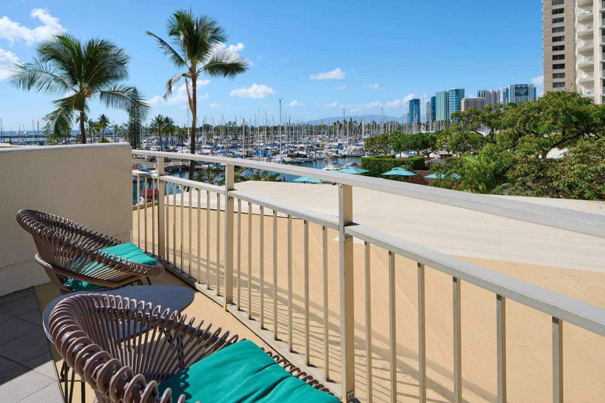 Luxury Junior Suite with Partial Ocean View and Kitchen