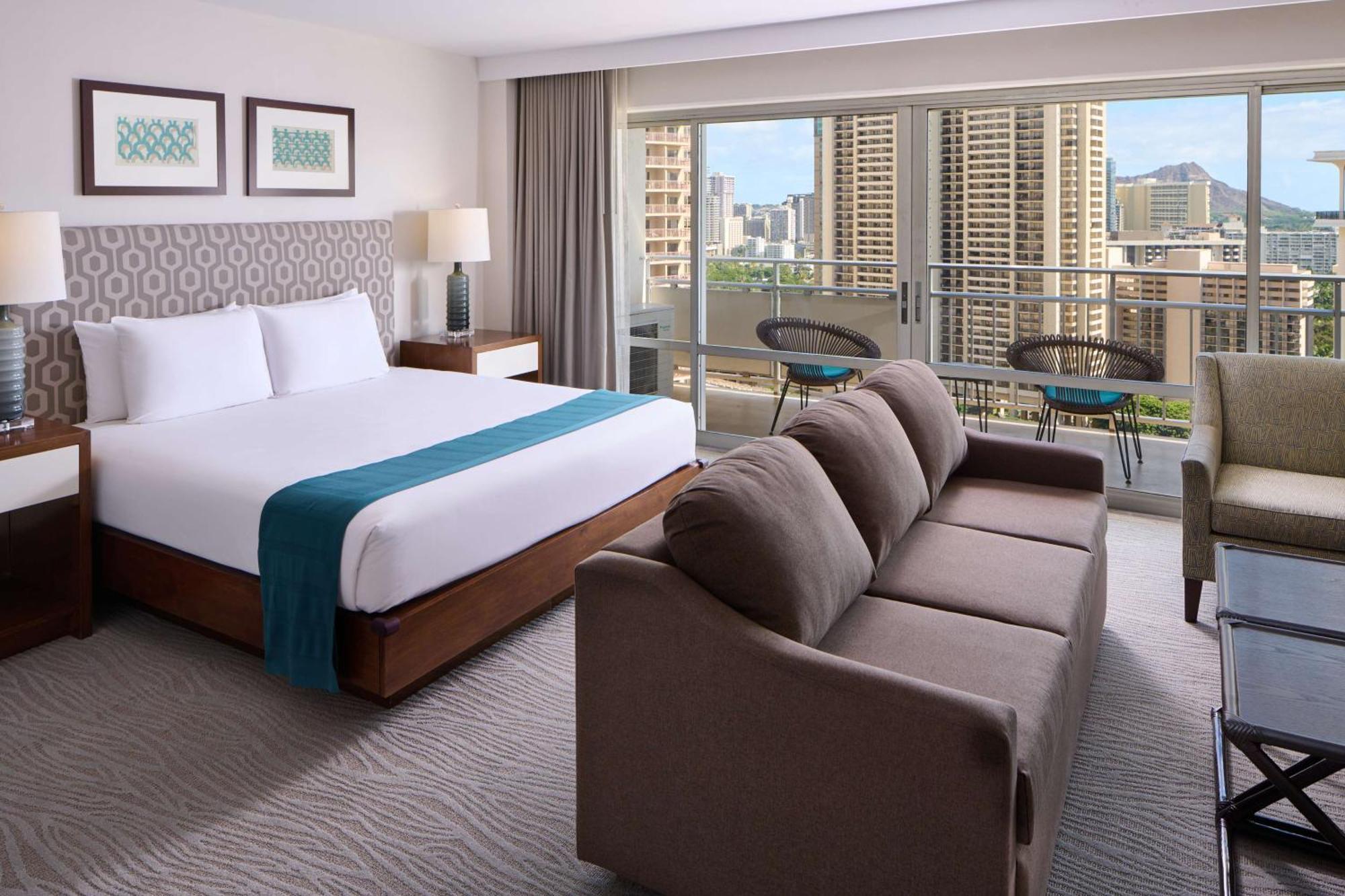 Luxury Junior Suite with Ocean View and Kitchen