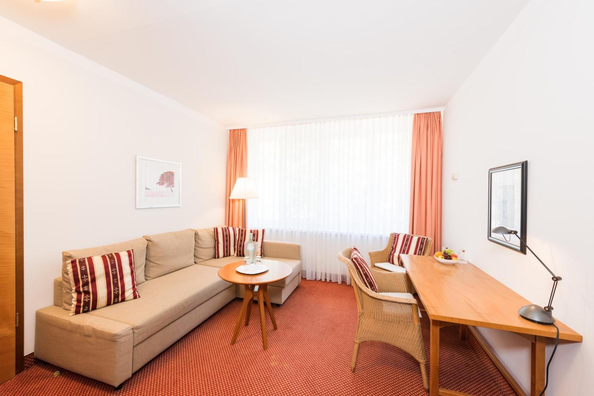 Family Room,1599655574:JPEG