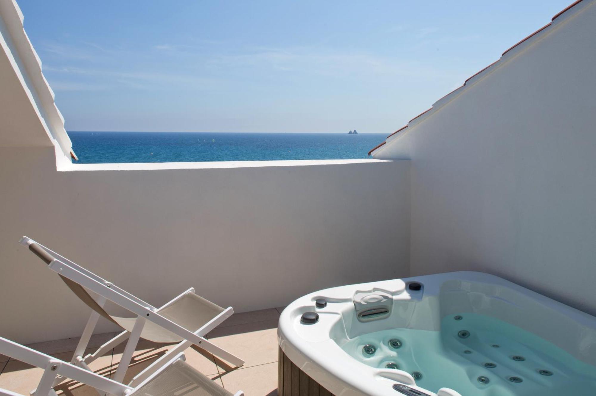 Chambre Double Deluxe avec Balcon - Vue sur Mer