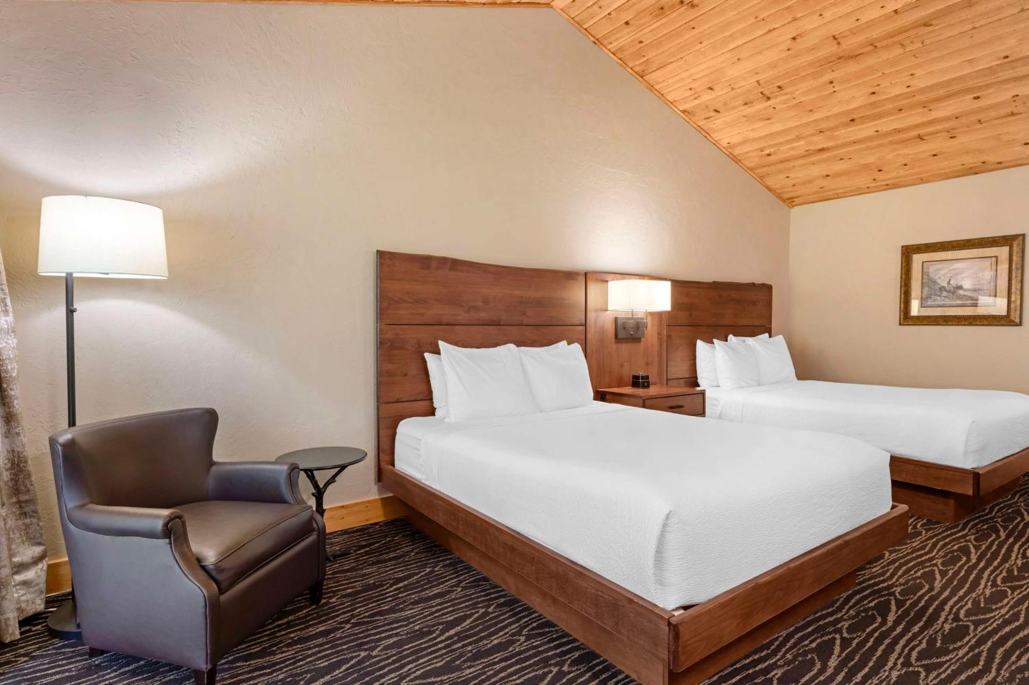 Queen Room with Two Queen Beds