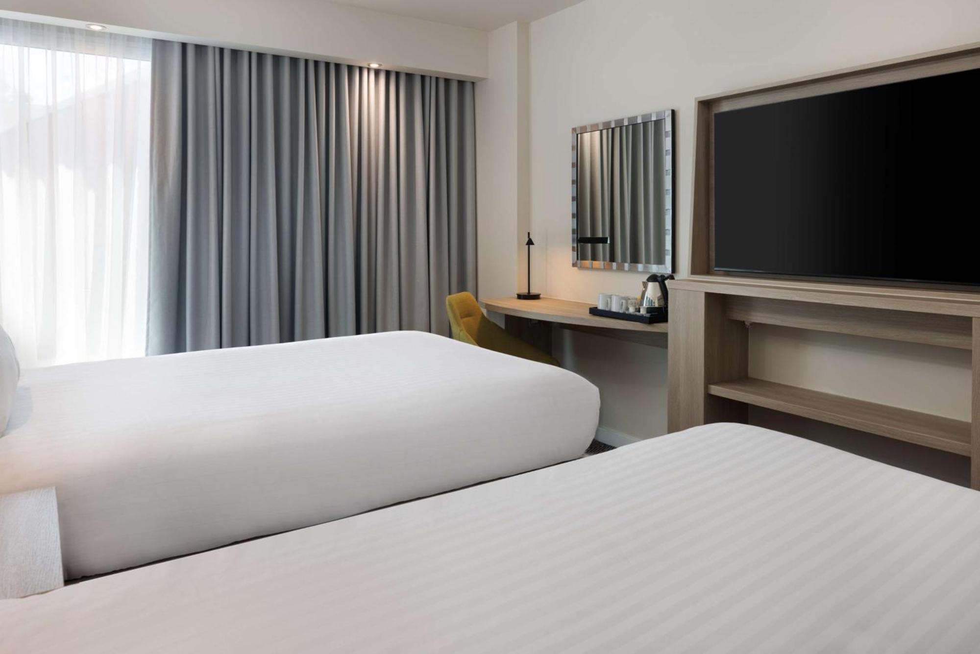 2 Twin Beds Room,1602970141:JPEG