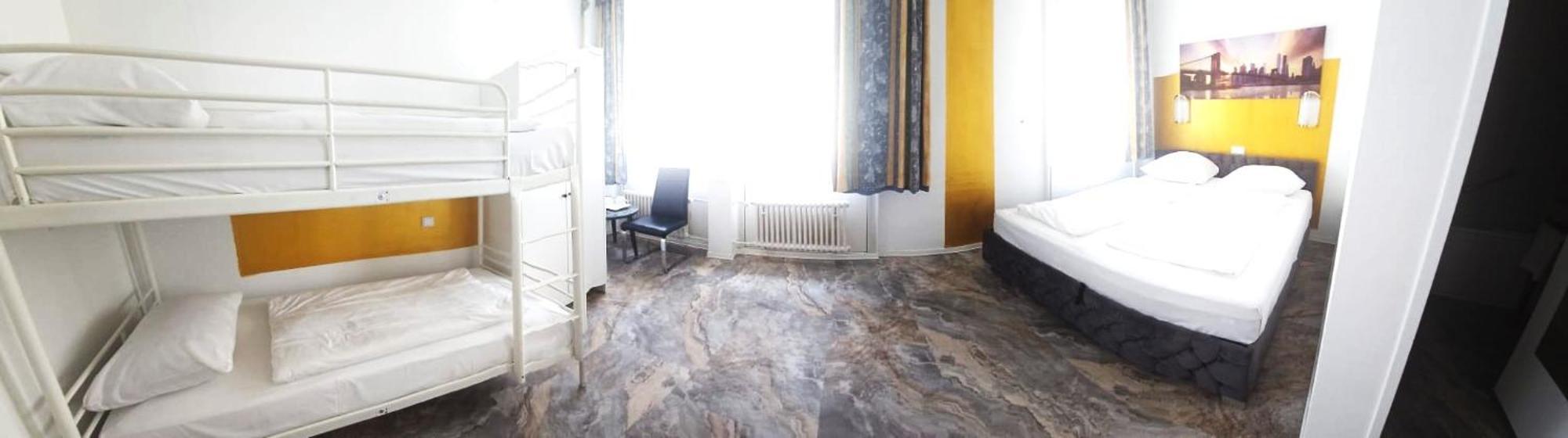 Classic Quadruple Room,1603730004:JPEG
