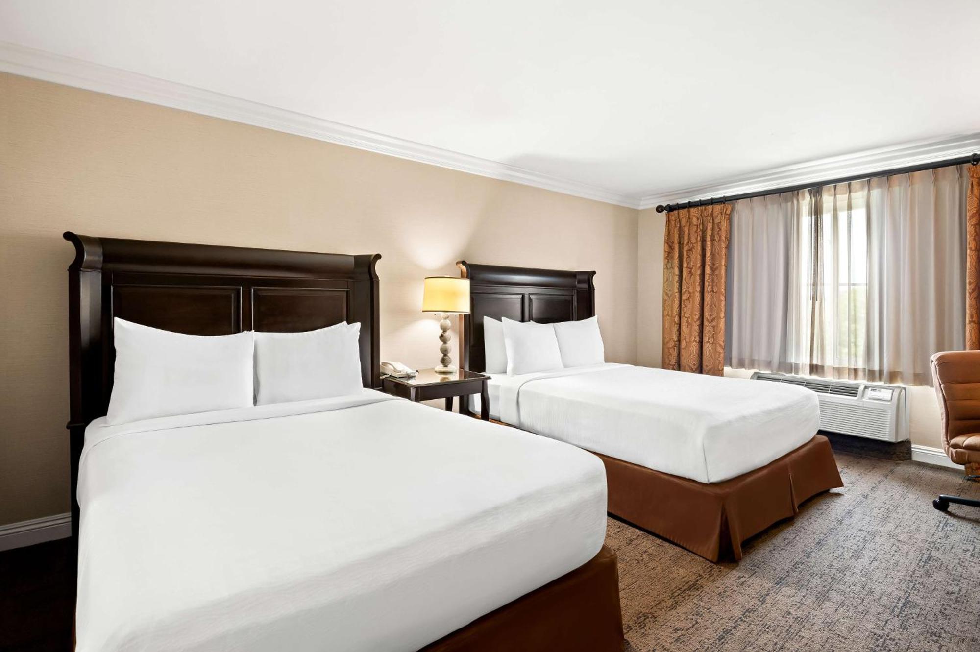 Queen Room with Two Queen Beds and Roll-In Shower - Disability Access/Non-Smoking
