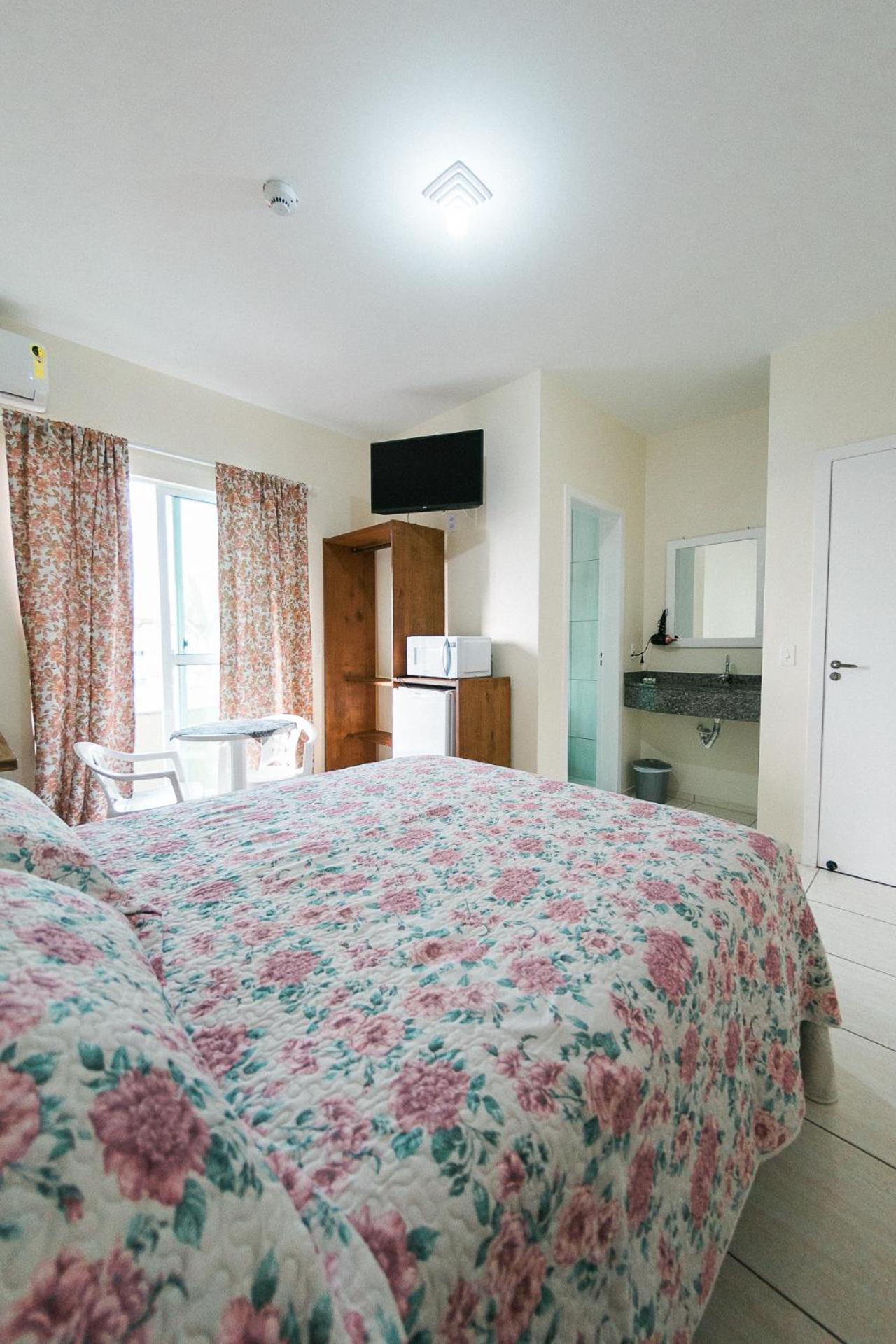 Suite com Varanda