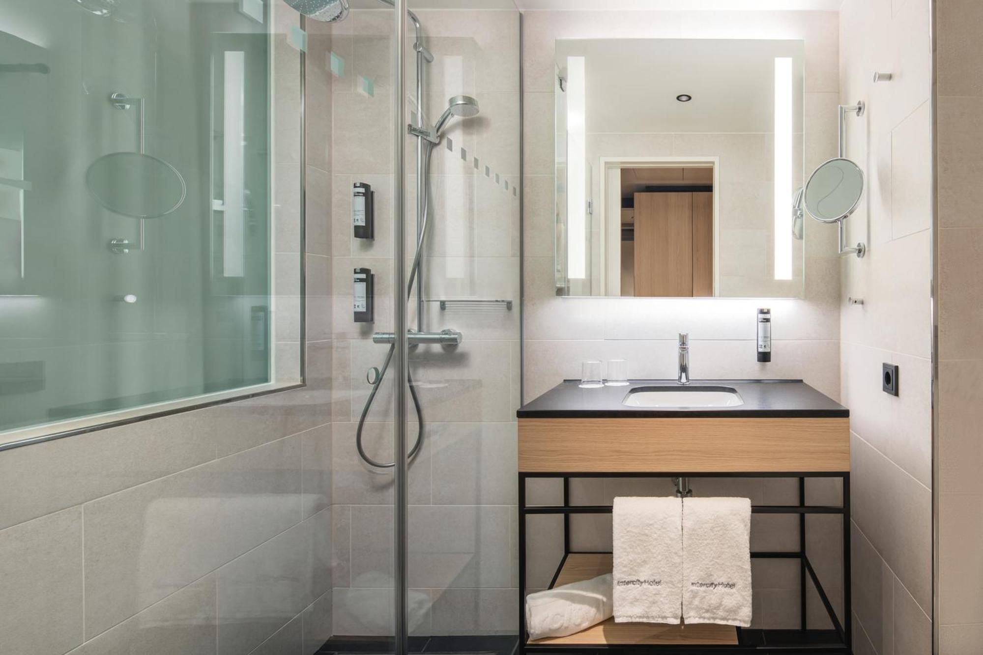 Chambre Triple Affaires