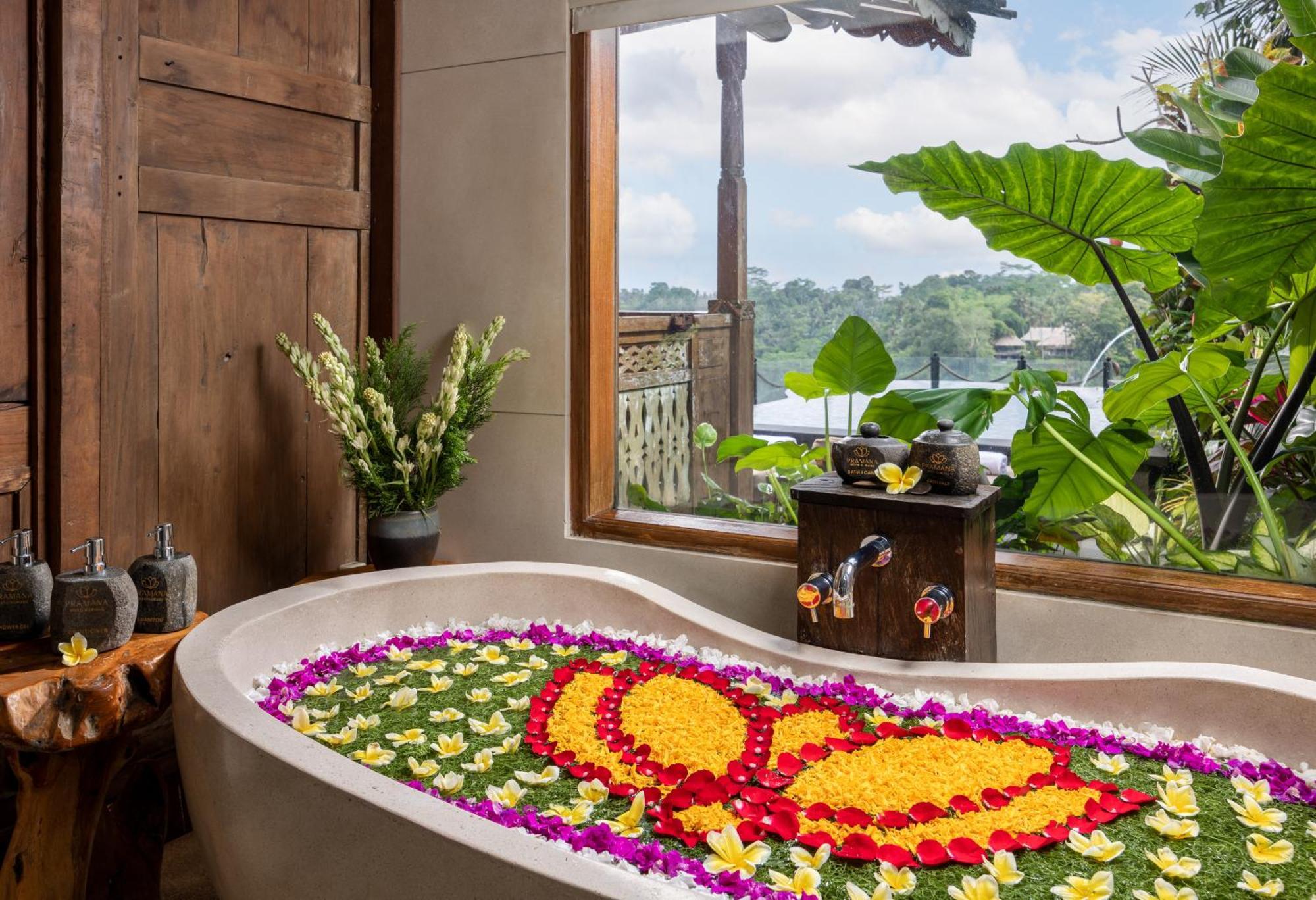Royal Ayung One-Bedroom Pool Villa with Free Benefit